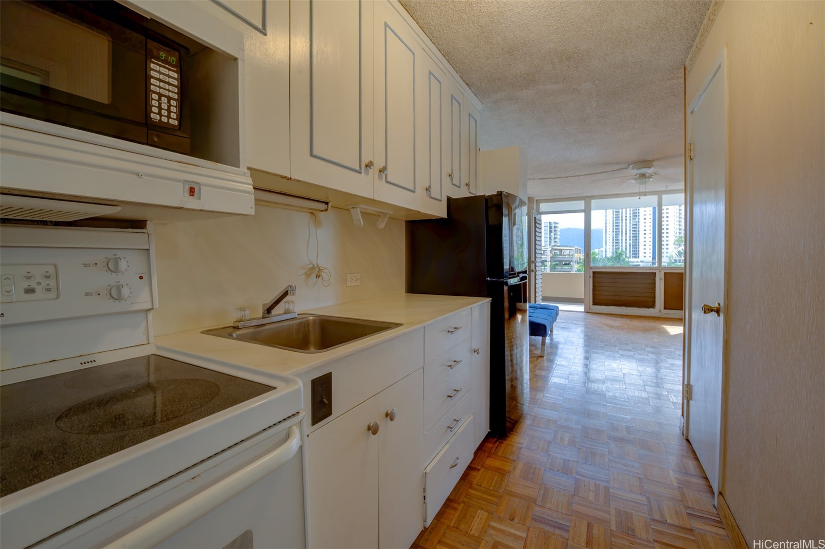 1720 Ala Moana Boulevard 608b Property Photo 5