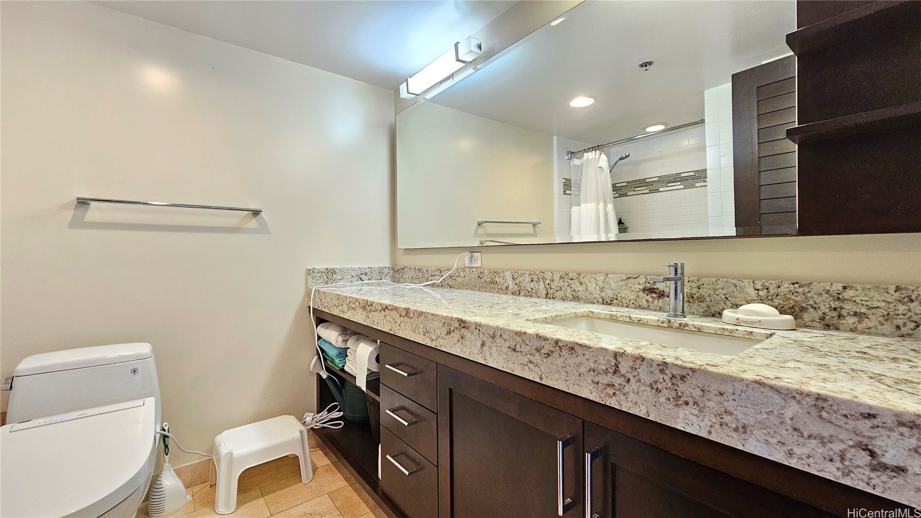 1777 Ala Moana Boulevard 2436 Property Photo 16