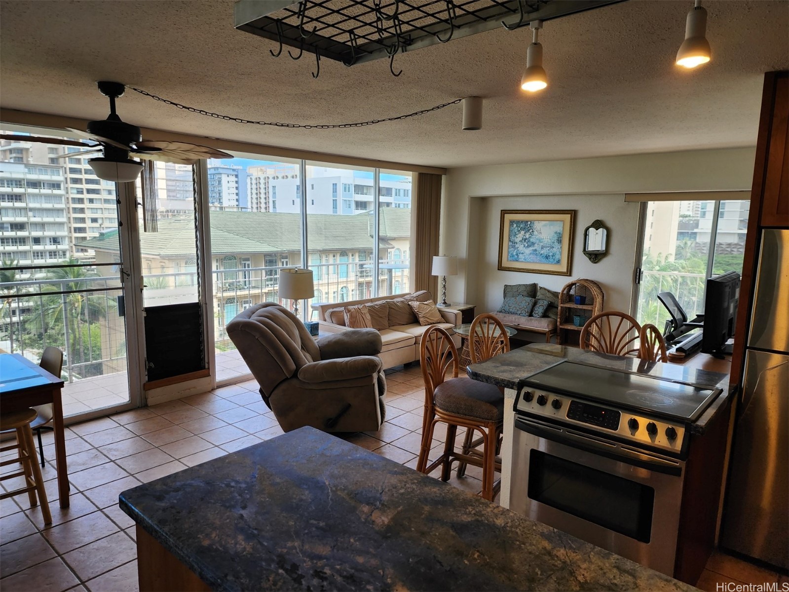 2115 Ala Wai Boulevard 901 Property Photo 3