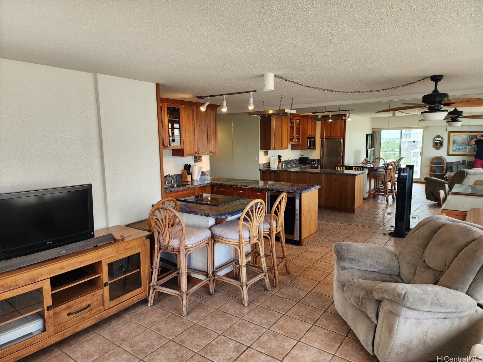 2115 Ala Wai Boulevard 901 Property Photo 4