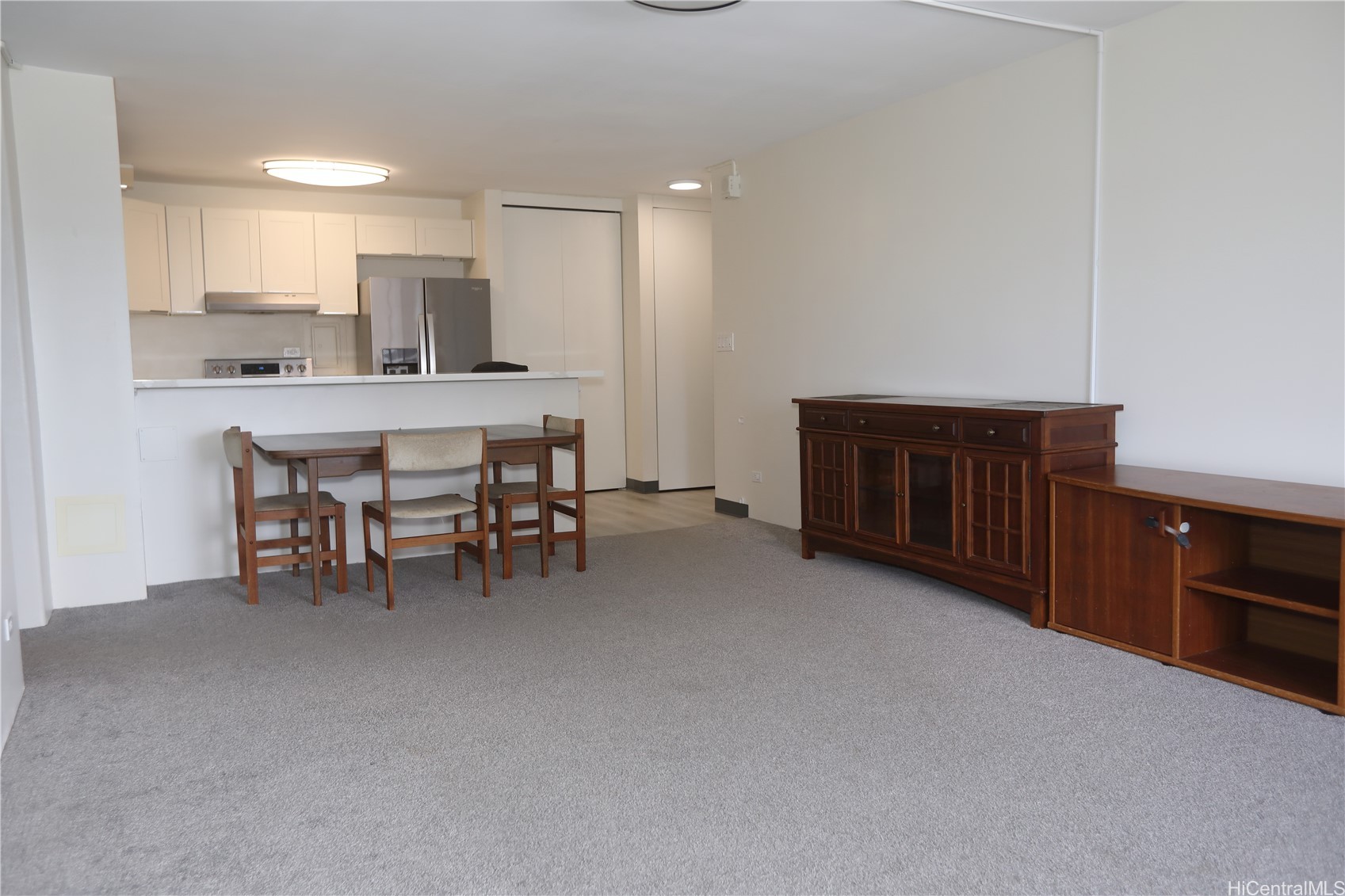 1717 Mott Smith Drive 914 Property Photo 6