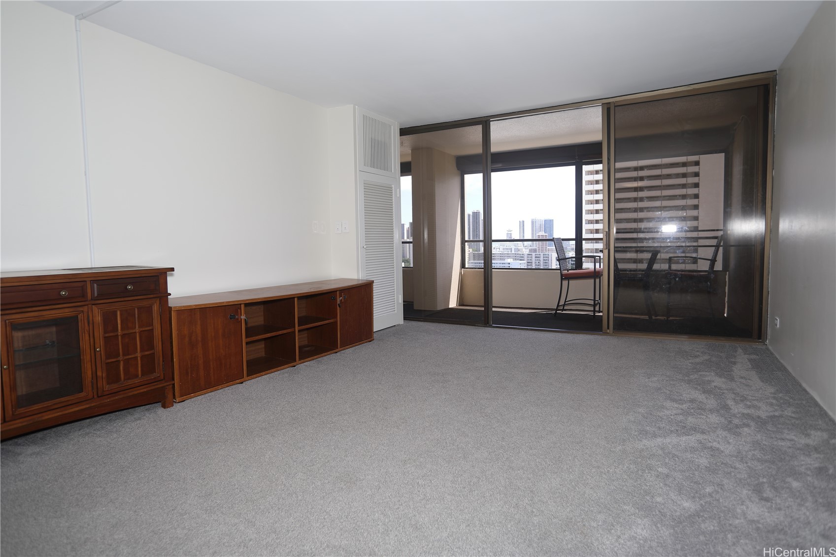 1717 Mott Smith Drive 914 Property Photo 7