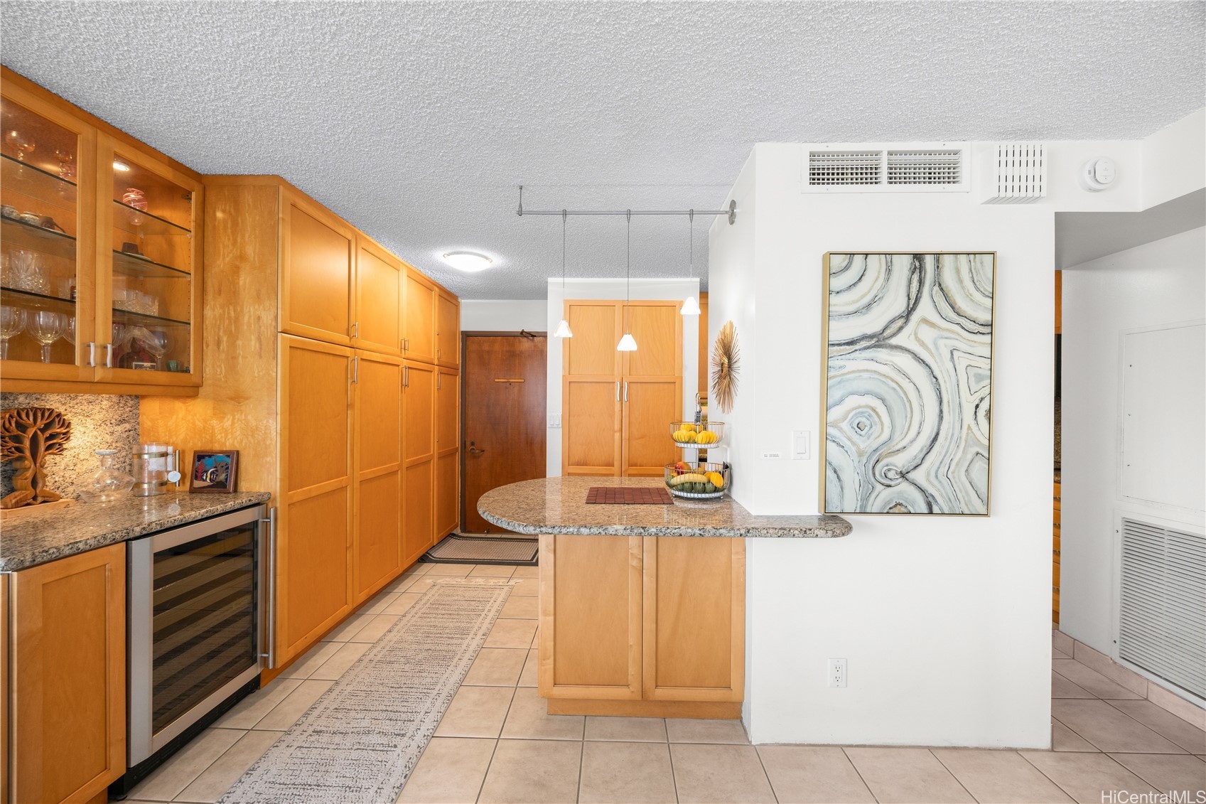 1910 Ala Moana Boulevard 16d Property Photo 5