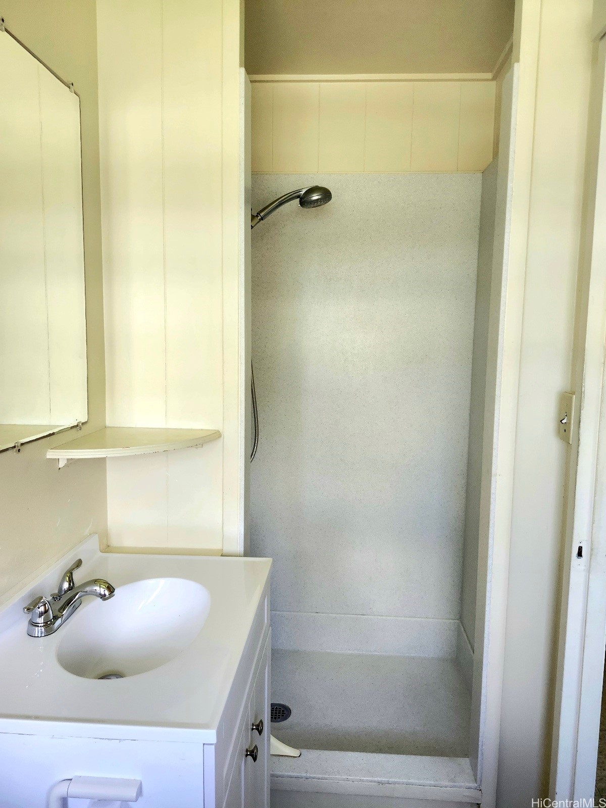 1503 Kupau Street Property Photo 15