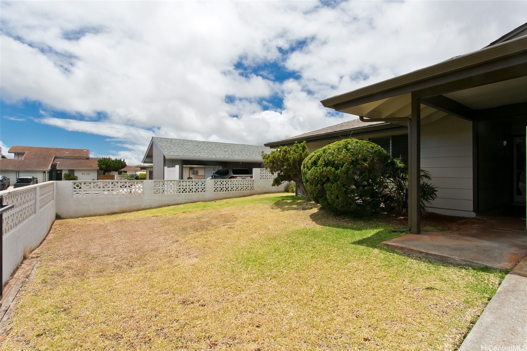94-211 Kealakaa Place Property Photo 2