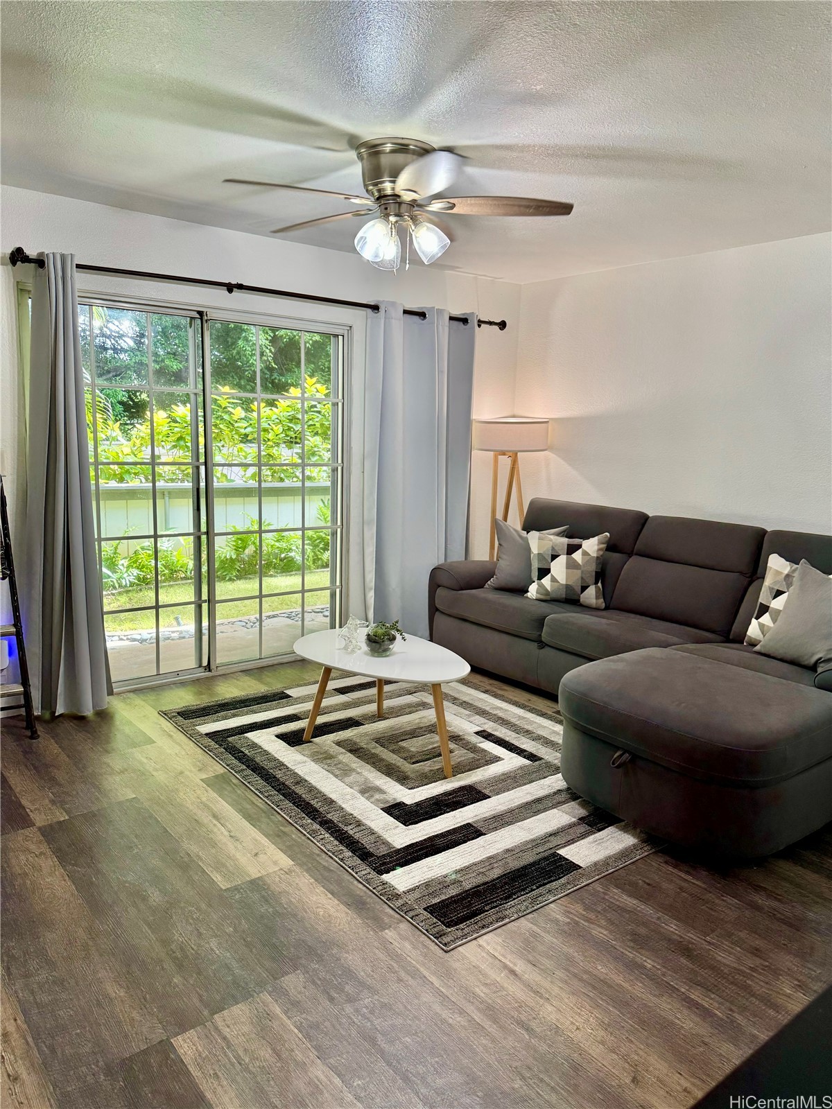 645 Mananai Place 23bd Property Photo 3