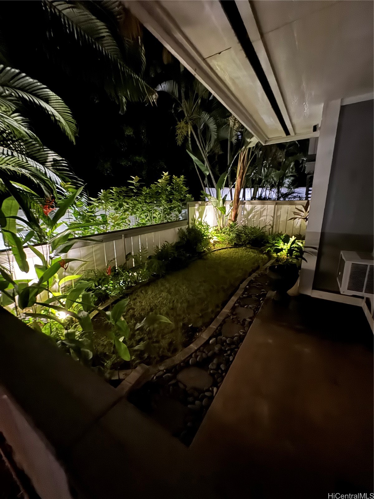 645 Mananai Place 23bd Property Photo 7