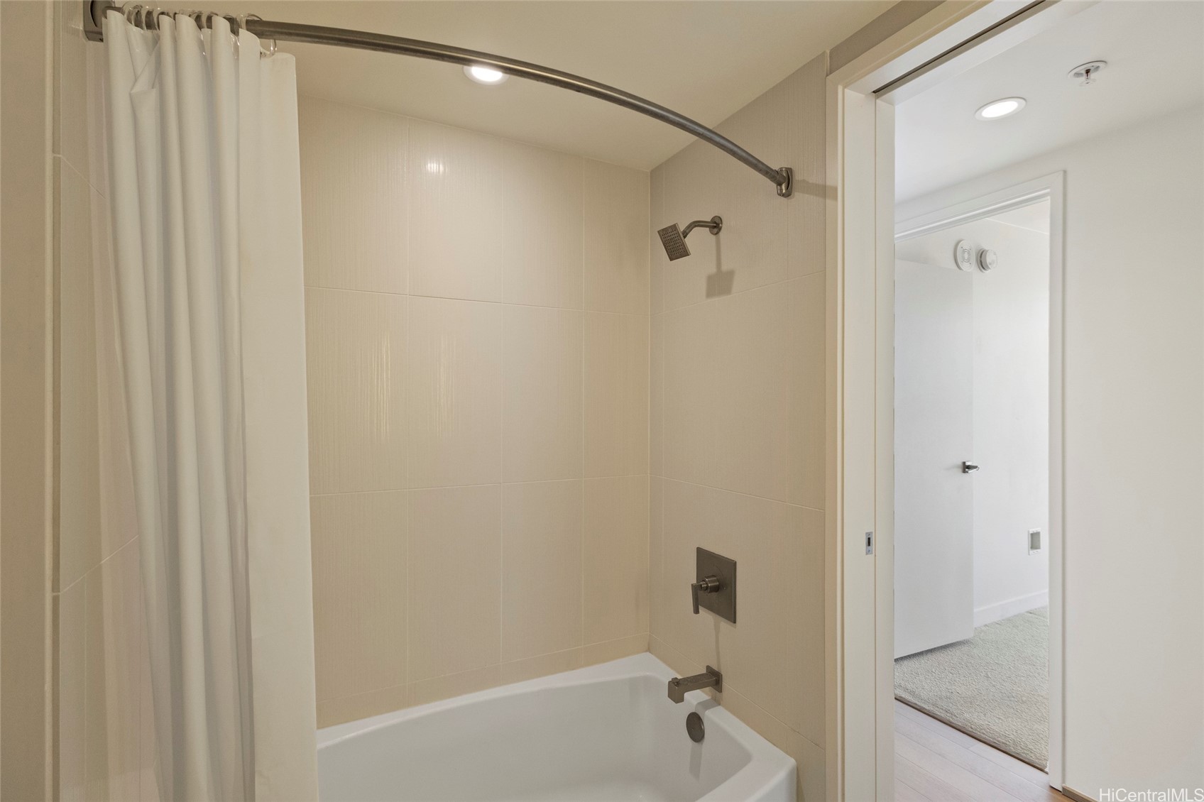 888 Kapiolani Boulevard 3802 Property Photo 14