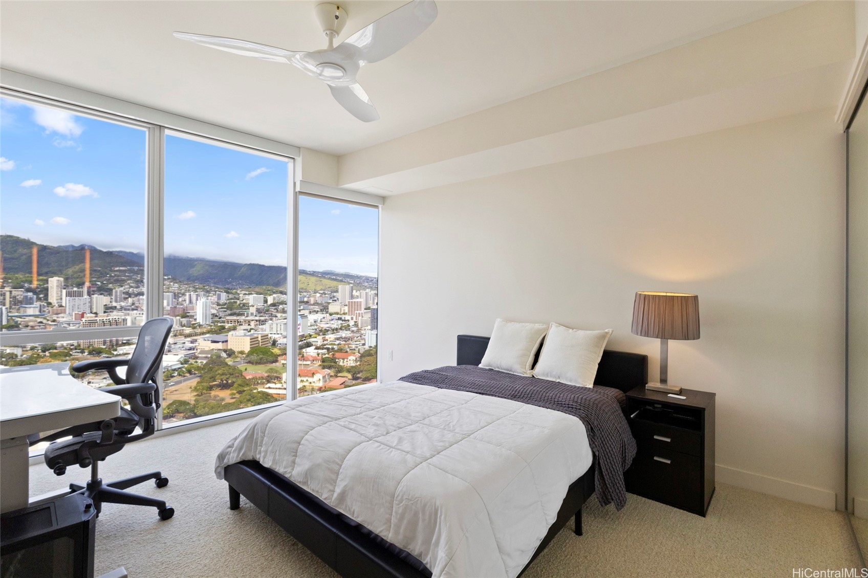 888 Kapiolani Boulevard 3802 Property Photo 17