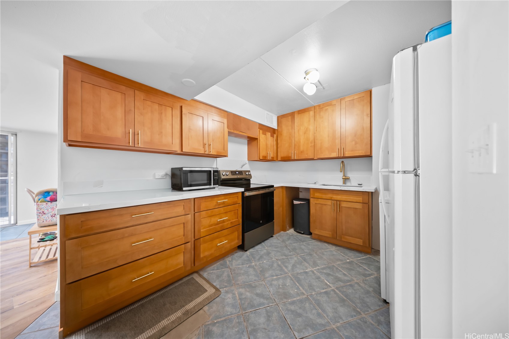 1804 Ala Moana Boulevard 10a Property Photo 4