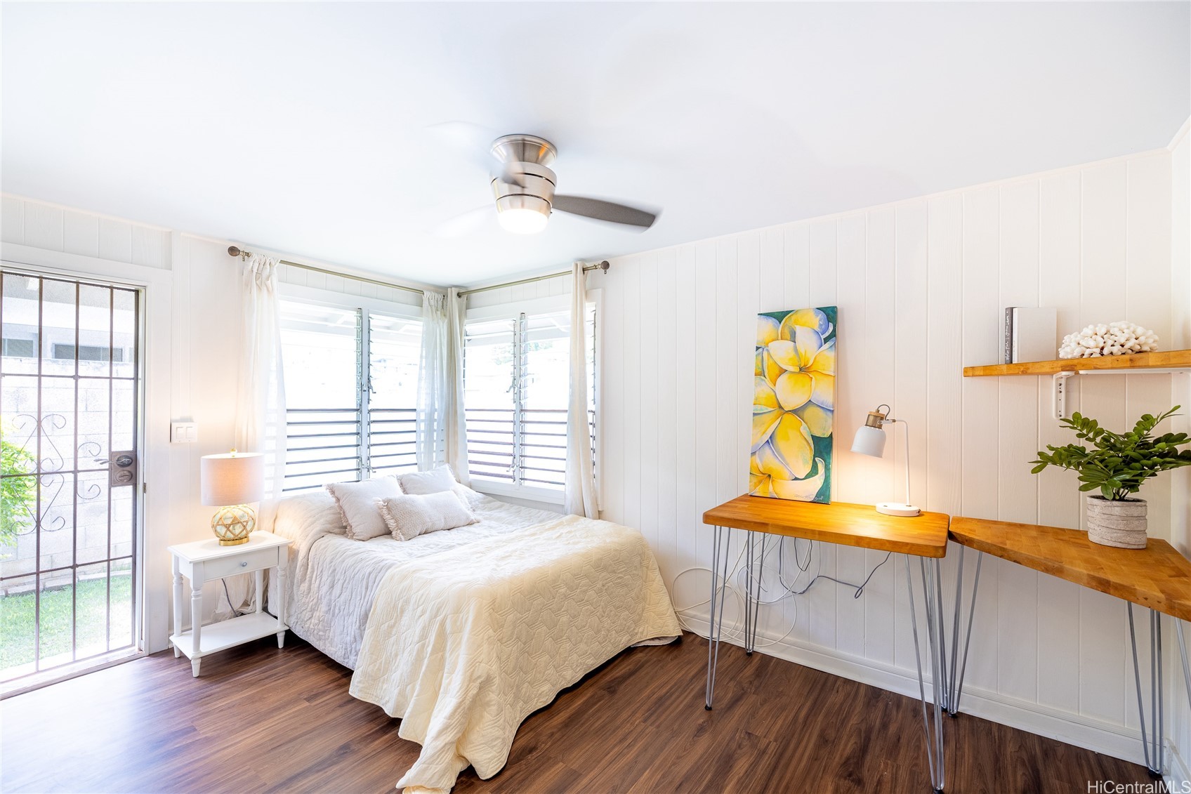 1096 Liku Street Property Photo 11