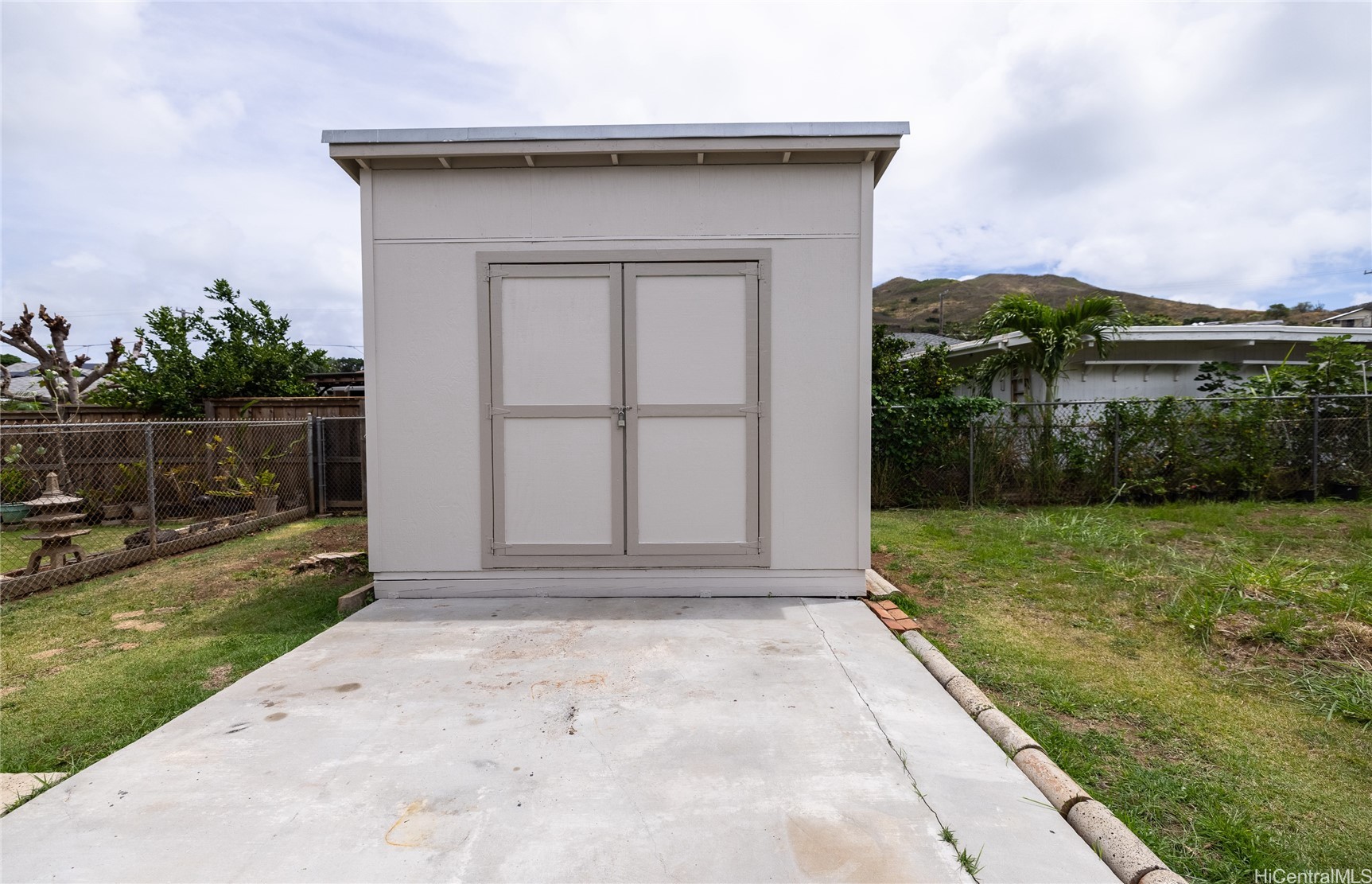 1096 Liku Street Property Photo 15