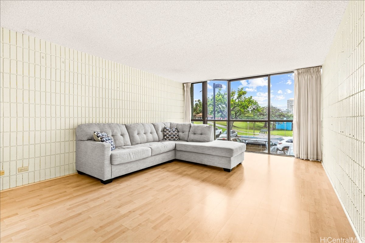 855 Makahiki Way 202 Property Photo 4