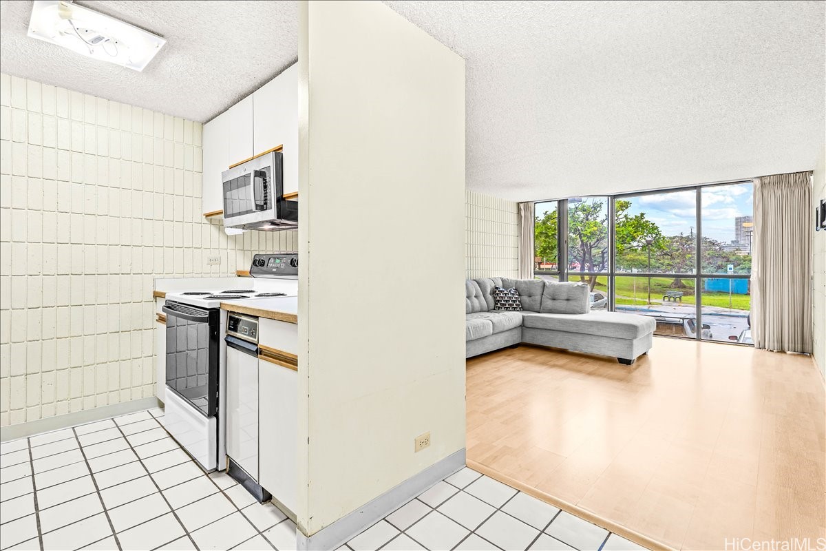 855 Makahiki Way 202 Property Photo 7