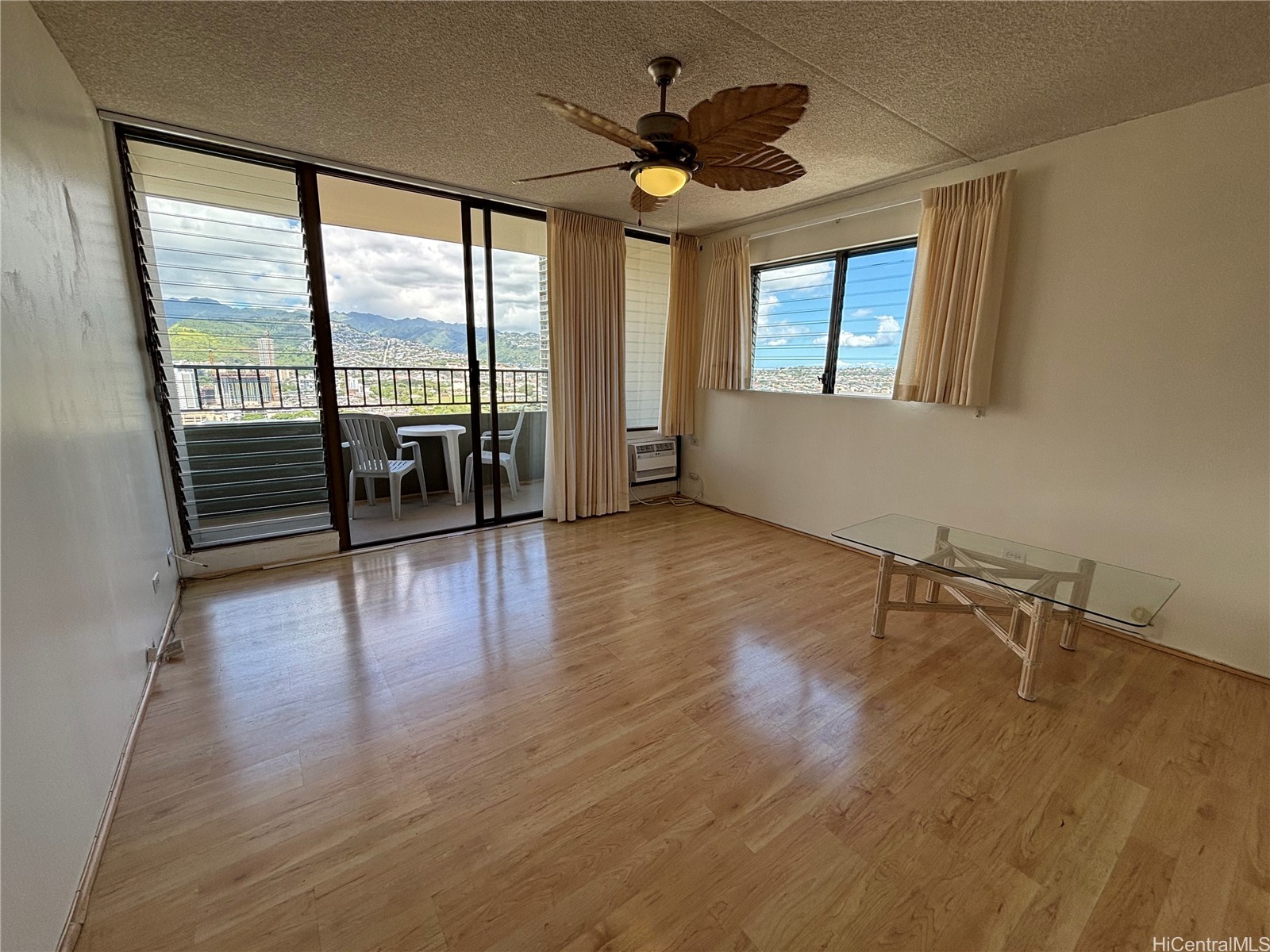 2240 Kuhio Avenue 2505 Property Photo 6
