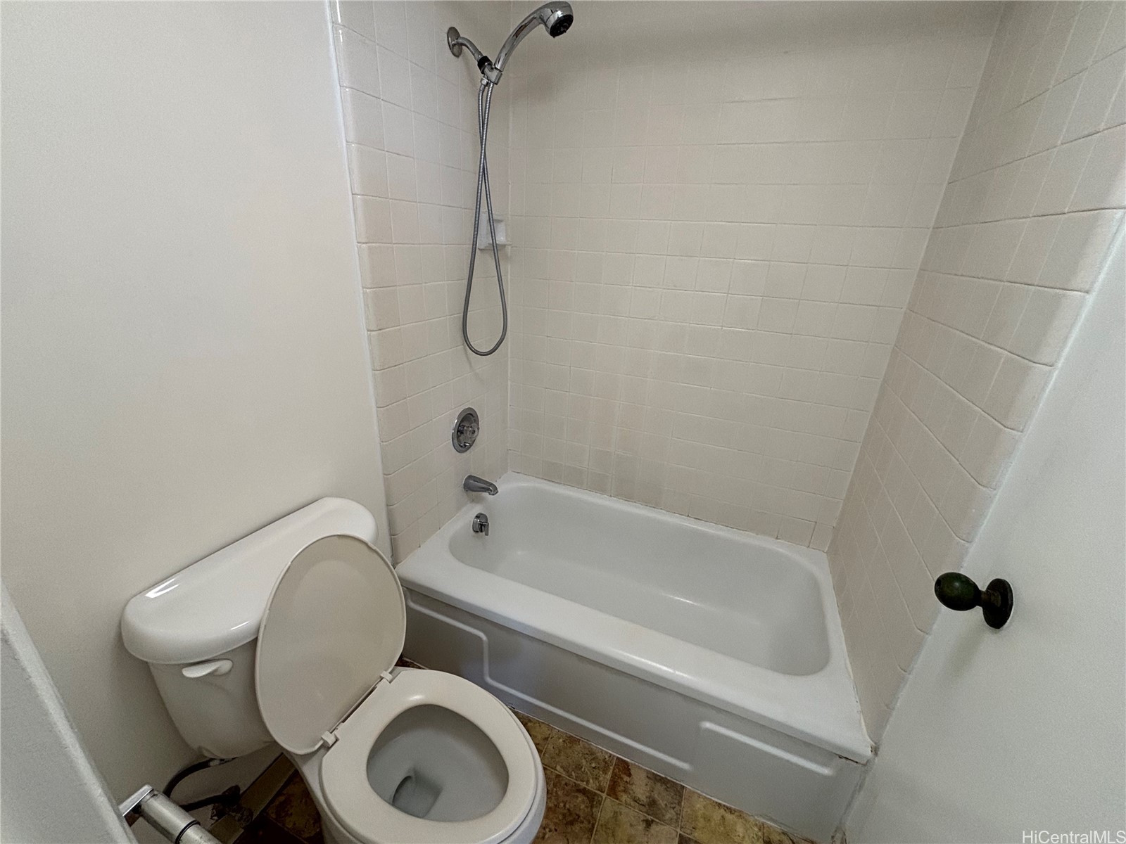 2240 Kuhio Avenue 2505 Property Photo 13