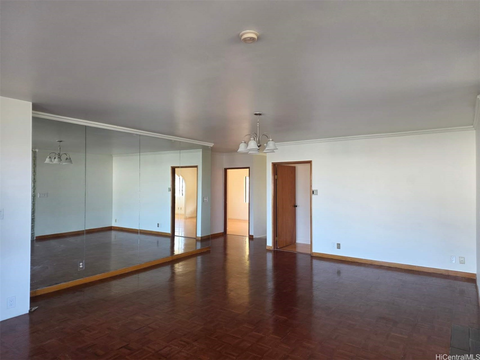1477 St Louis Drive Property Photo 5