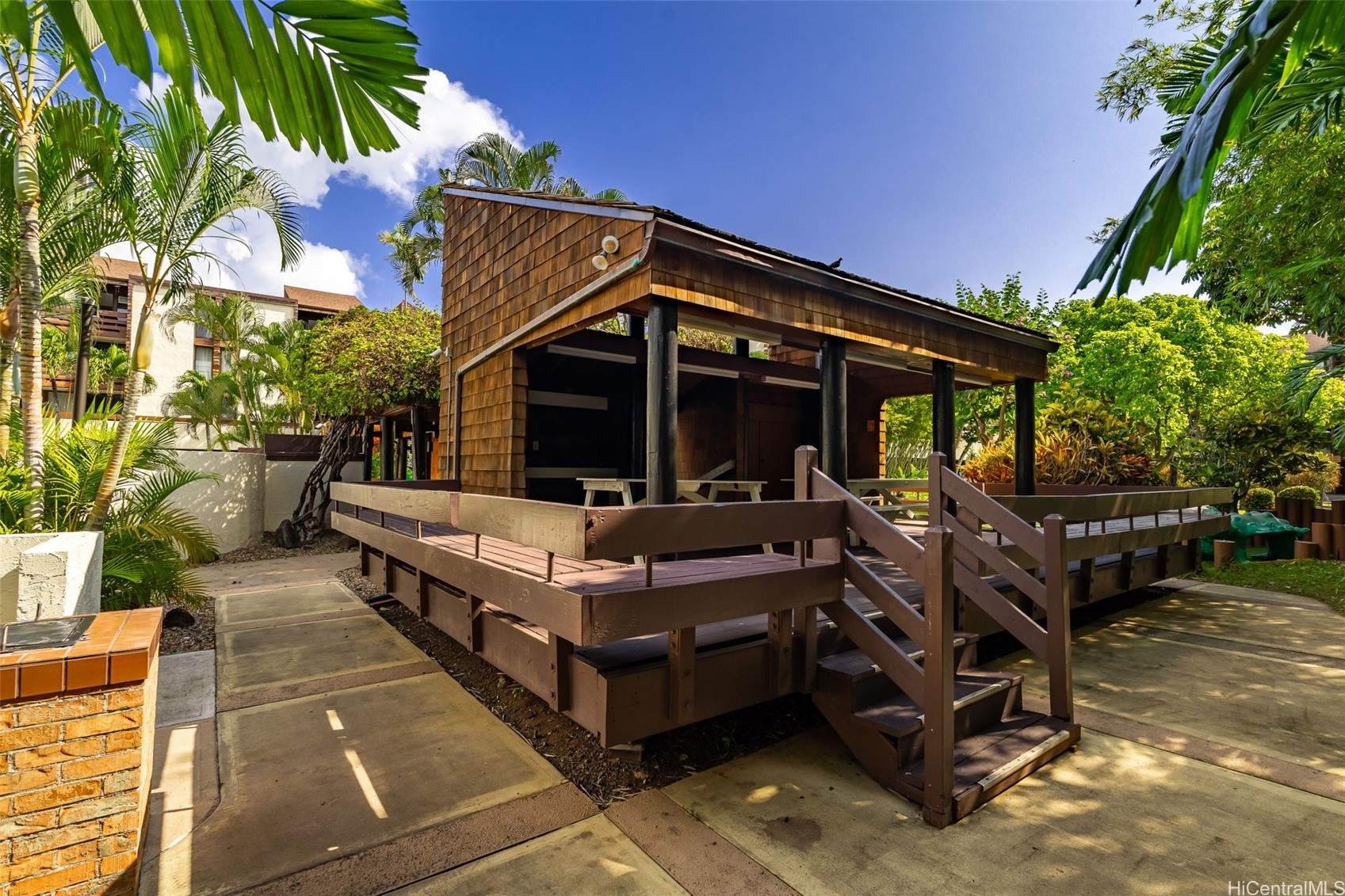 1015 Aoloa Place 437 Property Photo 5