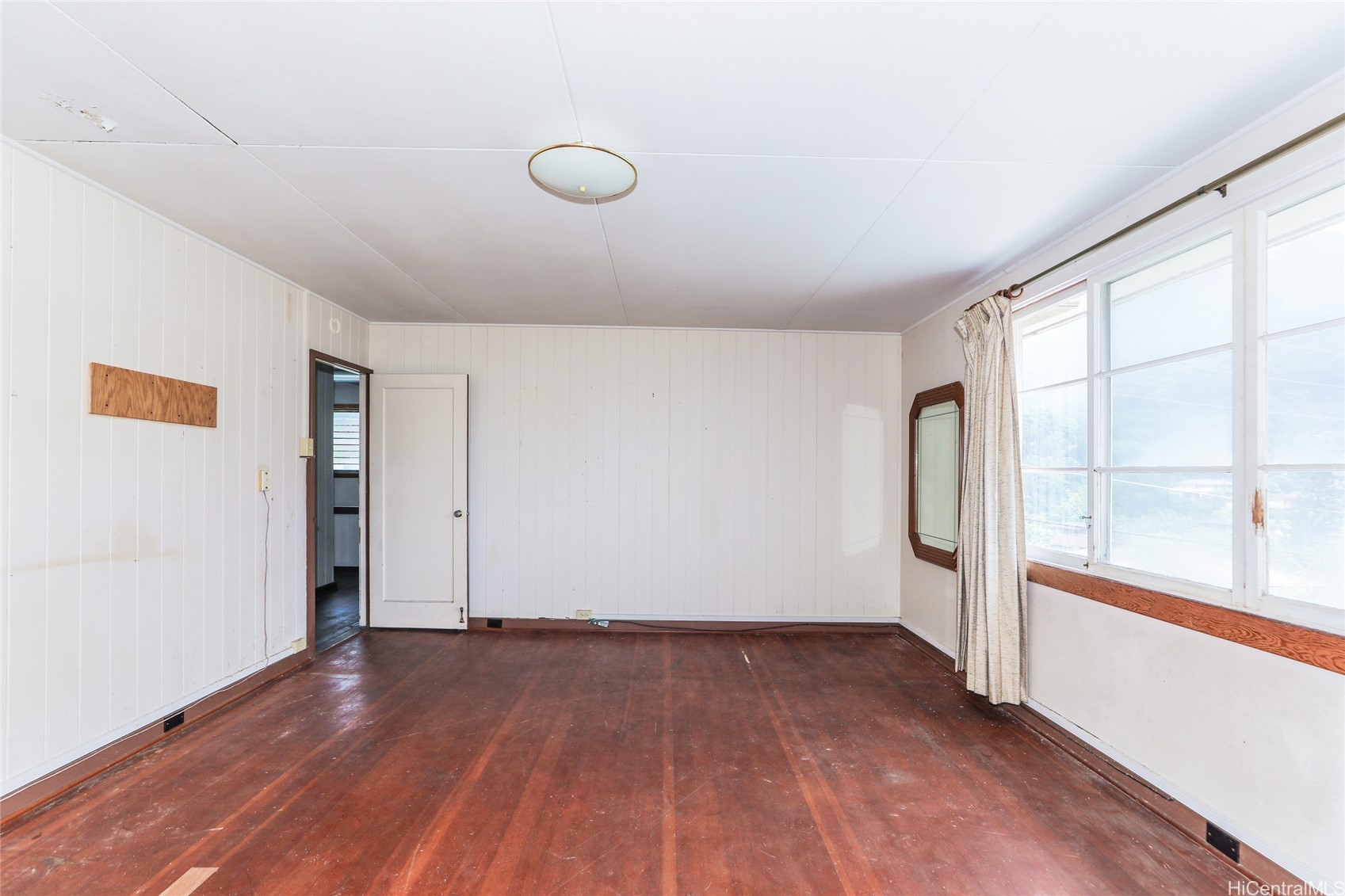 970 Valley View Drive Property Photo 10