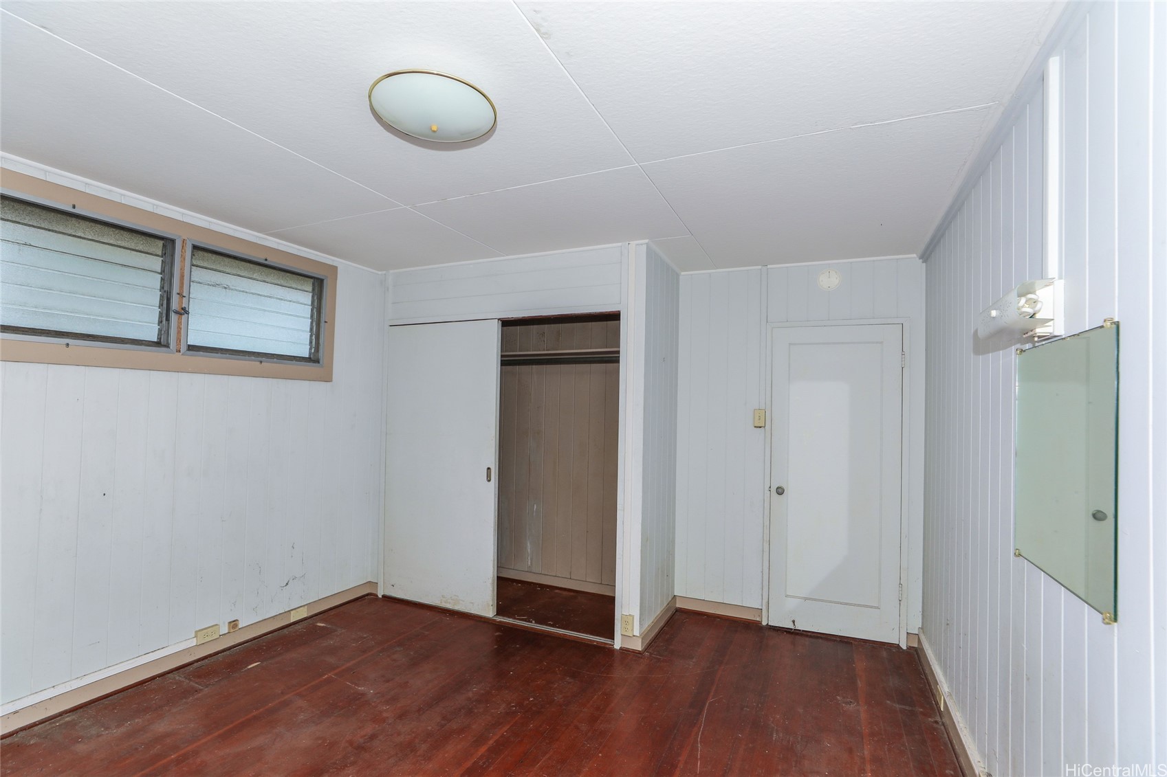 970 Valley View Drive Property Photo 16