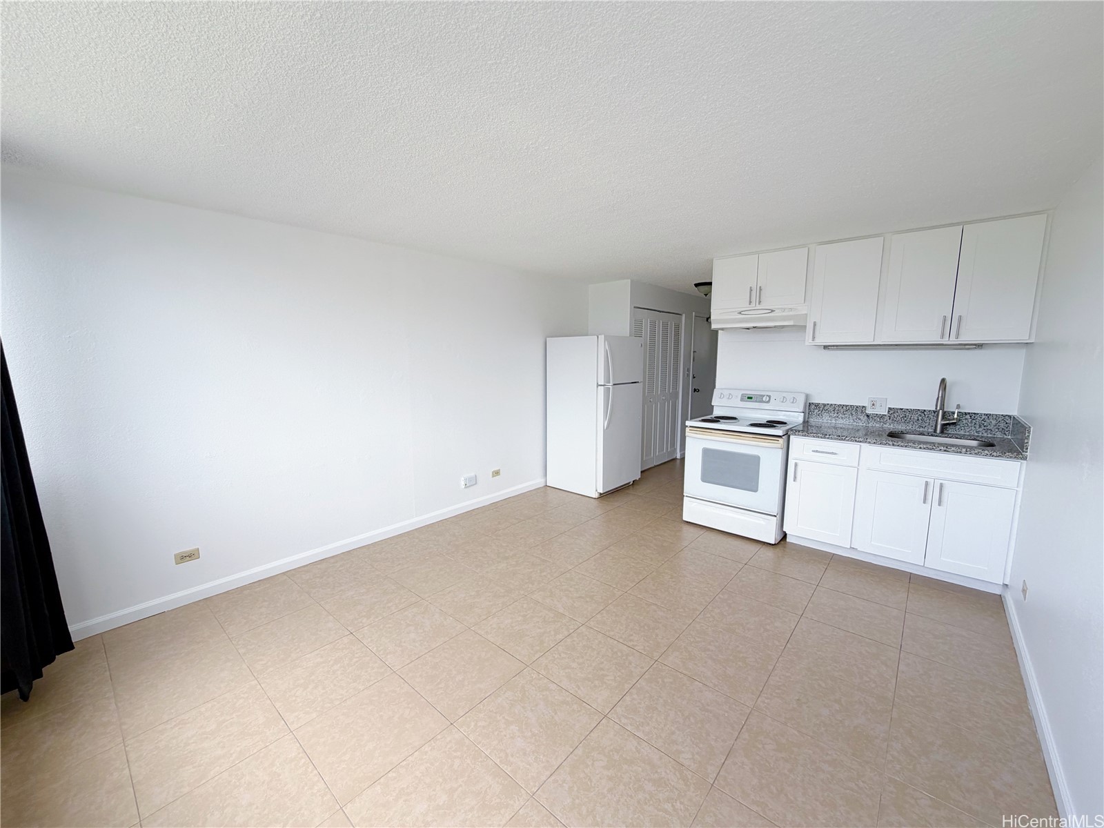 2211 Ala Wai Boulevard 1708 Property Photo 1