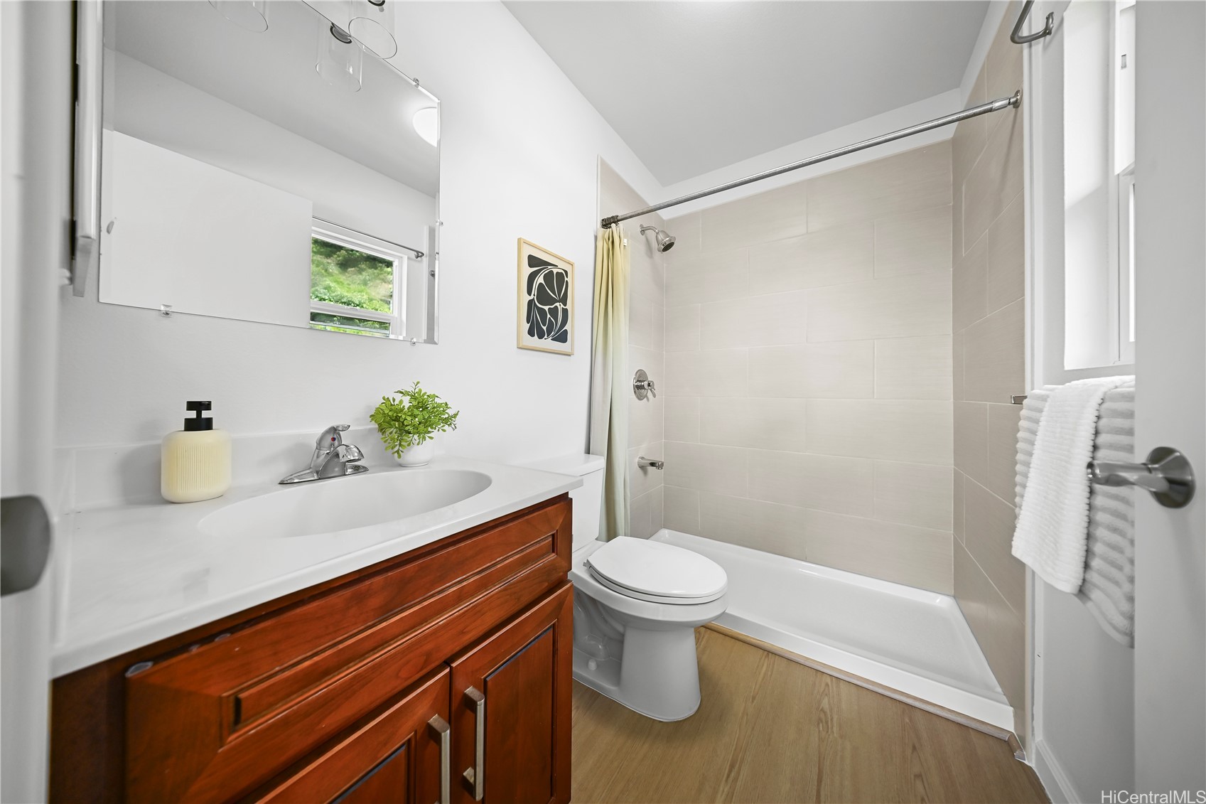 1633 10th Avenue Apt B Property Photo 17
