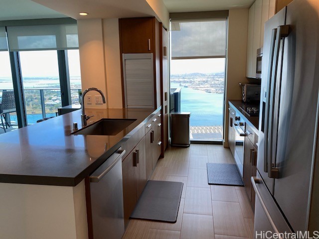 600 Ala Moana Boulevard 4002 Property Photo 4