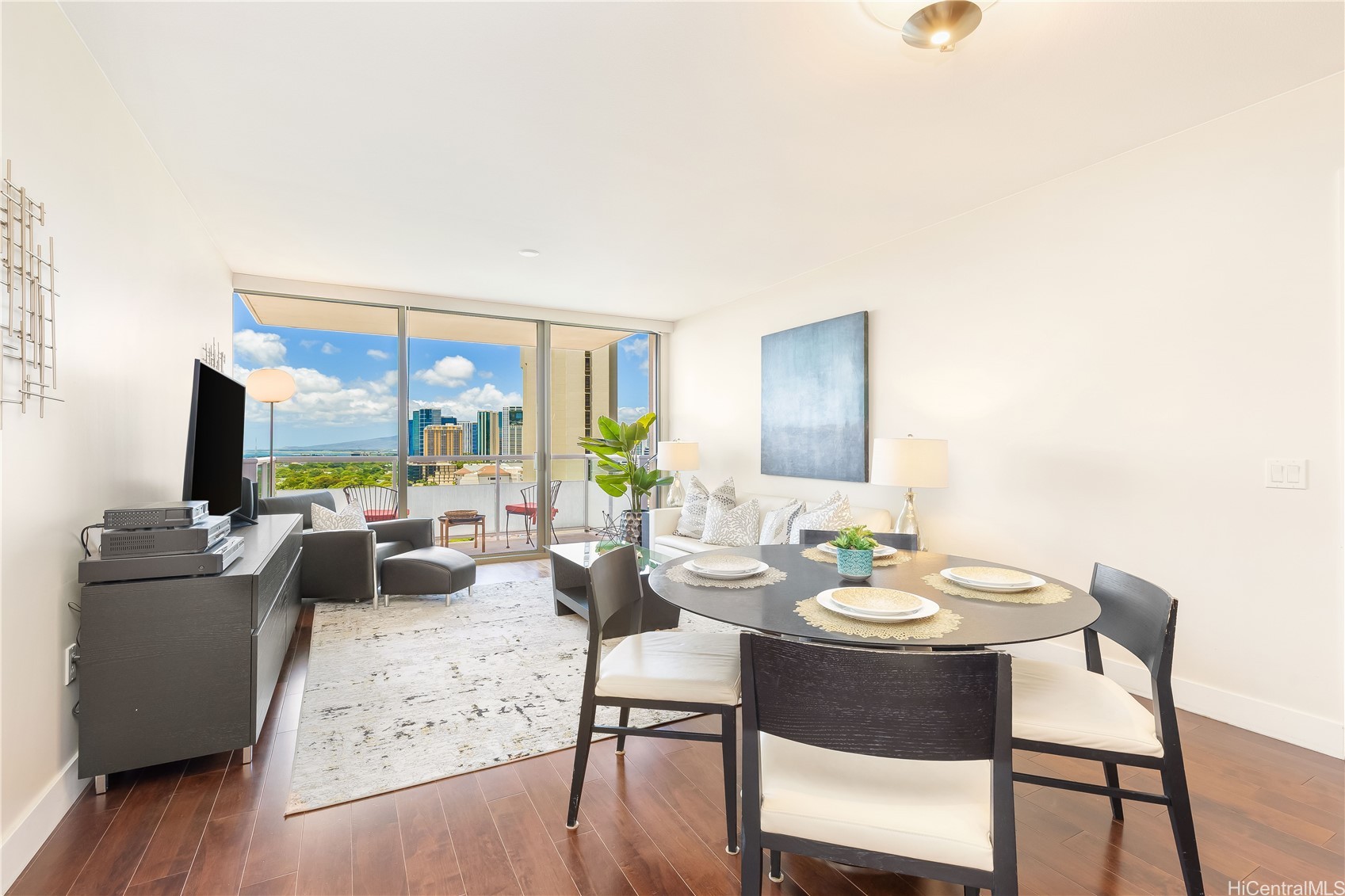 1551 Ala Wai Boulevard 1902 Property Photo 4