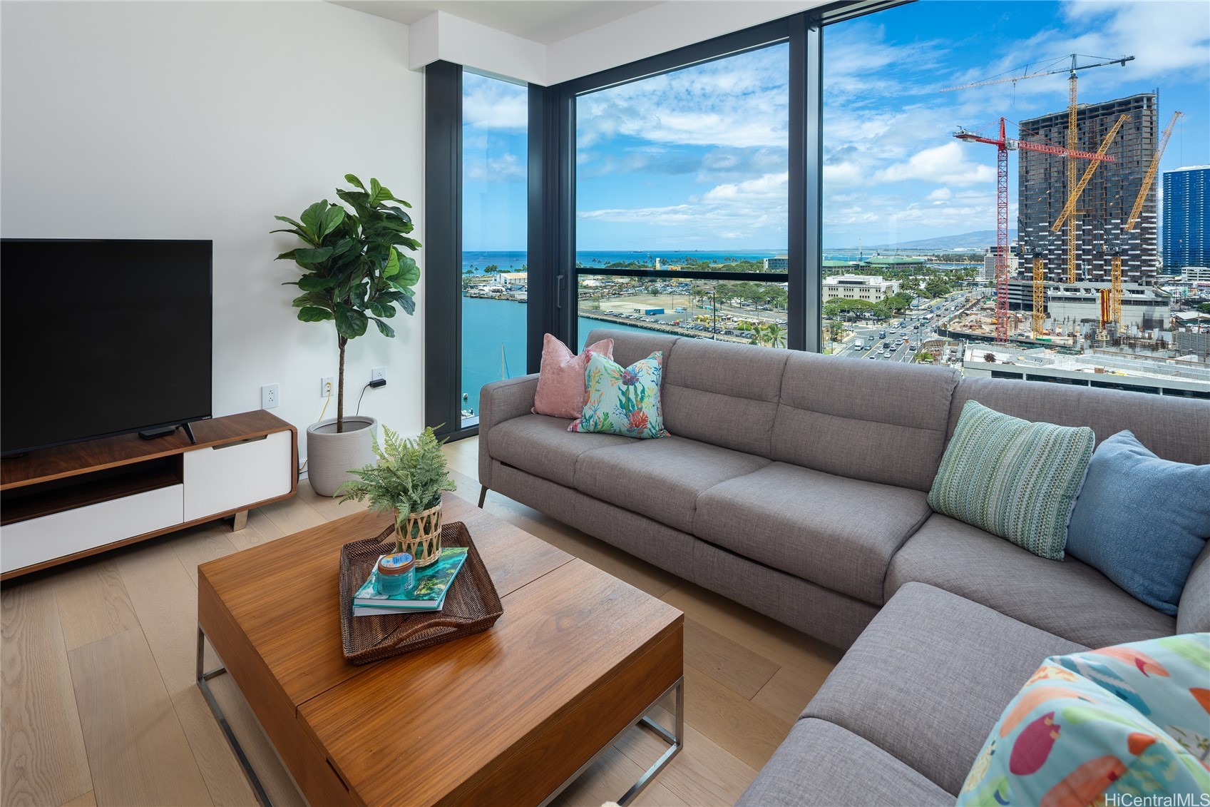 1100 Ala Moana Boulevard 1303 Property Photo 3