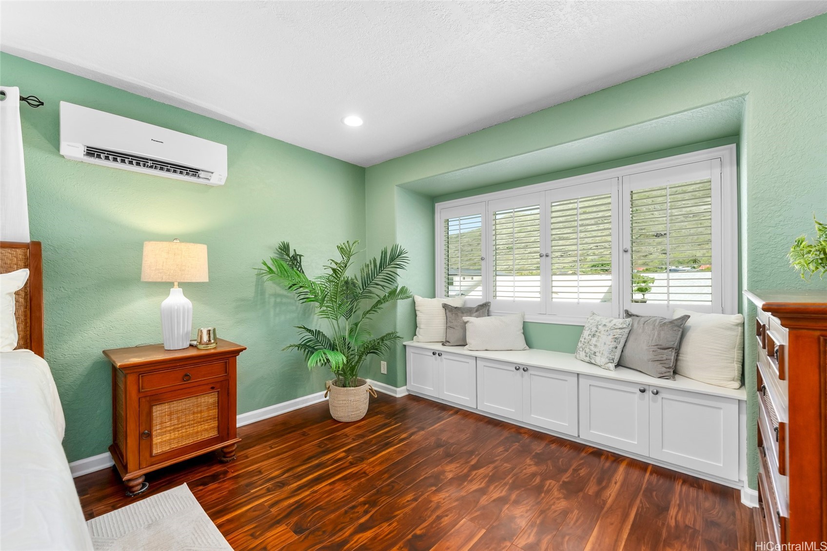 1333 Kaeleku Street Property Photo 12