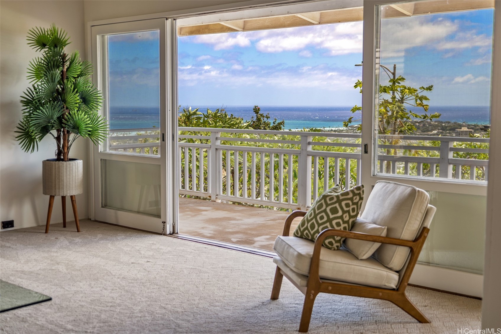 1688 Halekoa Drive Property Photo 4