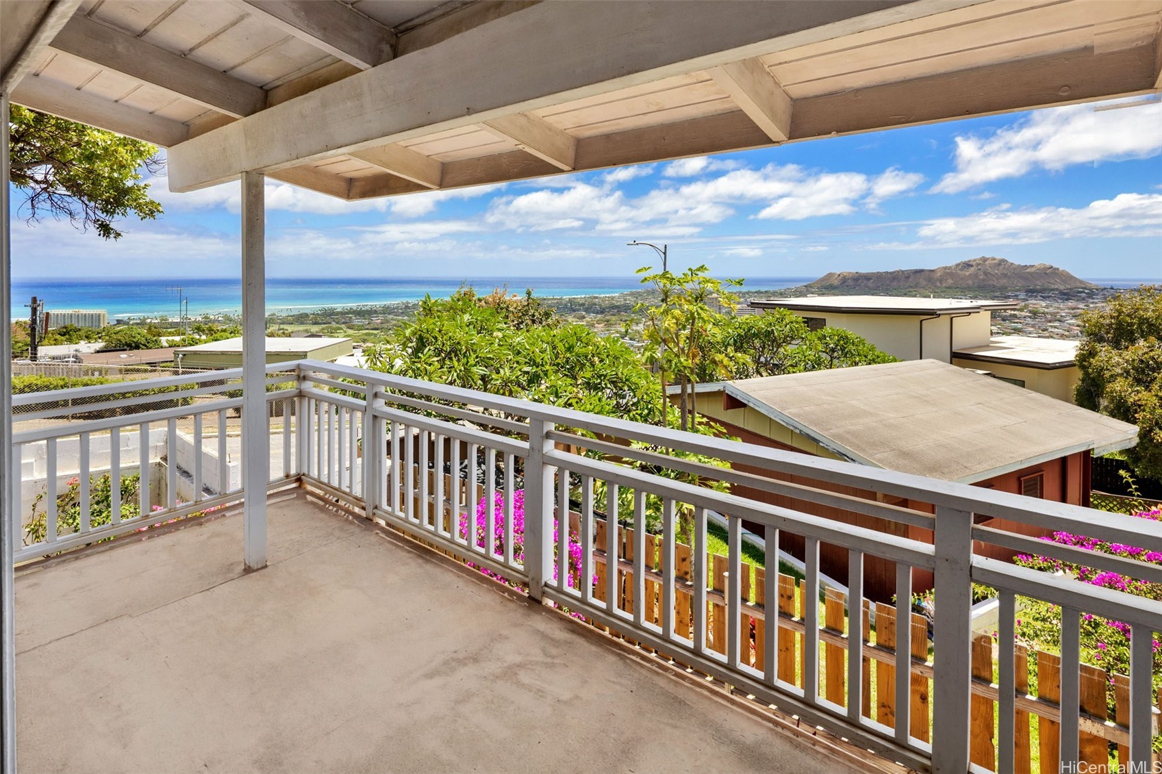 1688 Halekoa Drive Property Photo 8