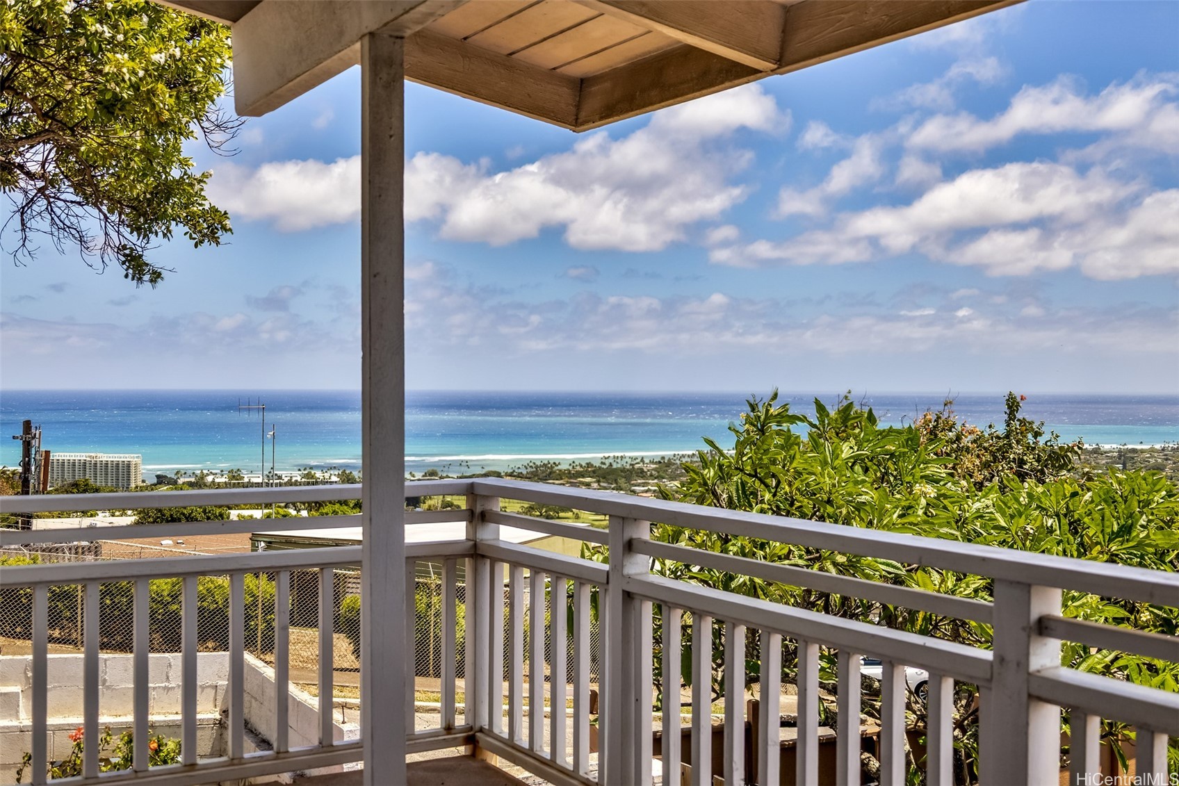 1688 Halekoa Drive Property Photo 10