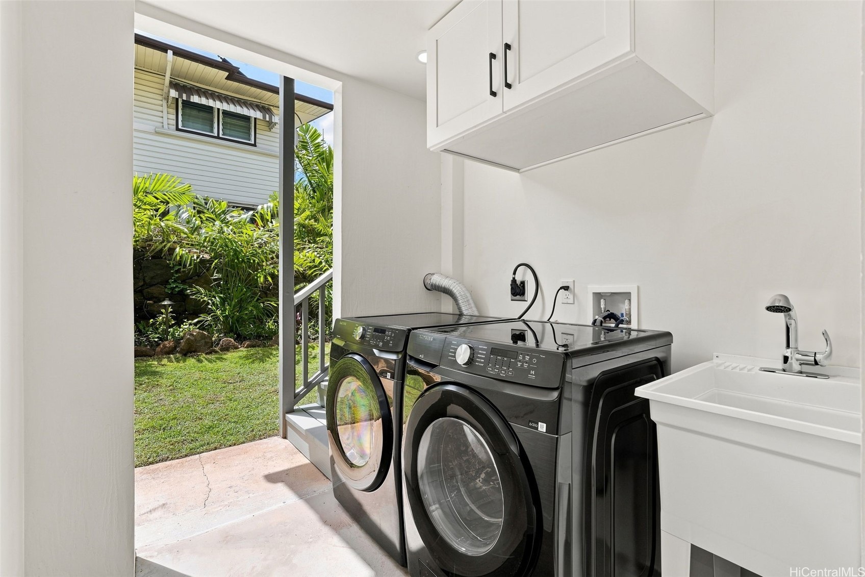 3237 Olu Street Property Photo 18