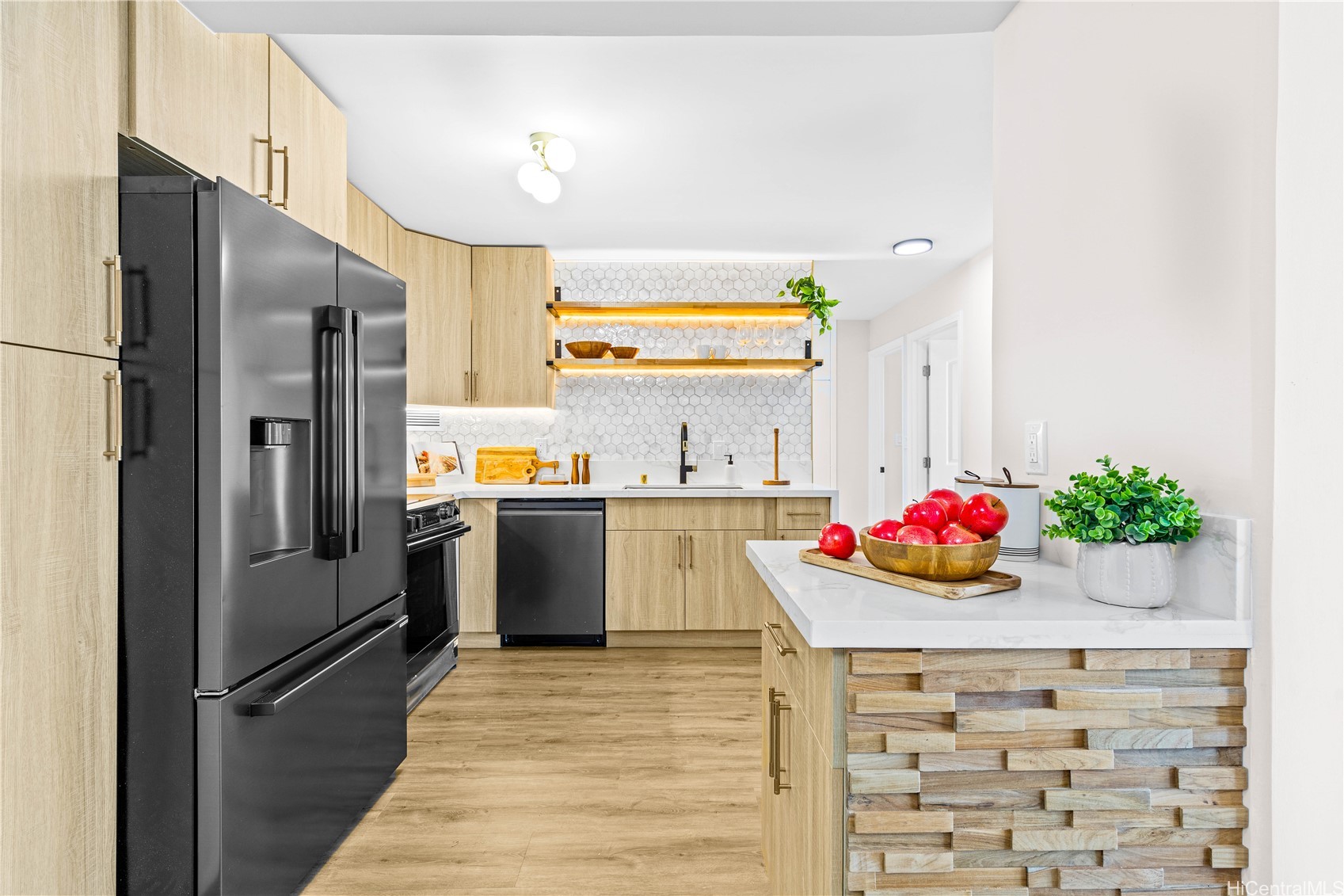 1717 Ala Wai Boulevard 607 Property Photo 4