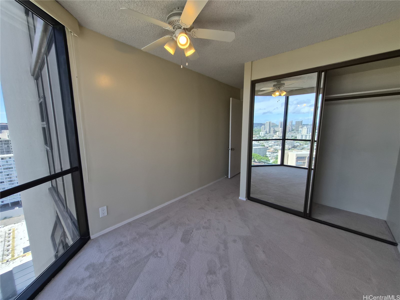 930 Kaheka Street 2605 Property Photo 6