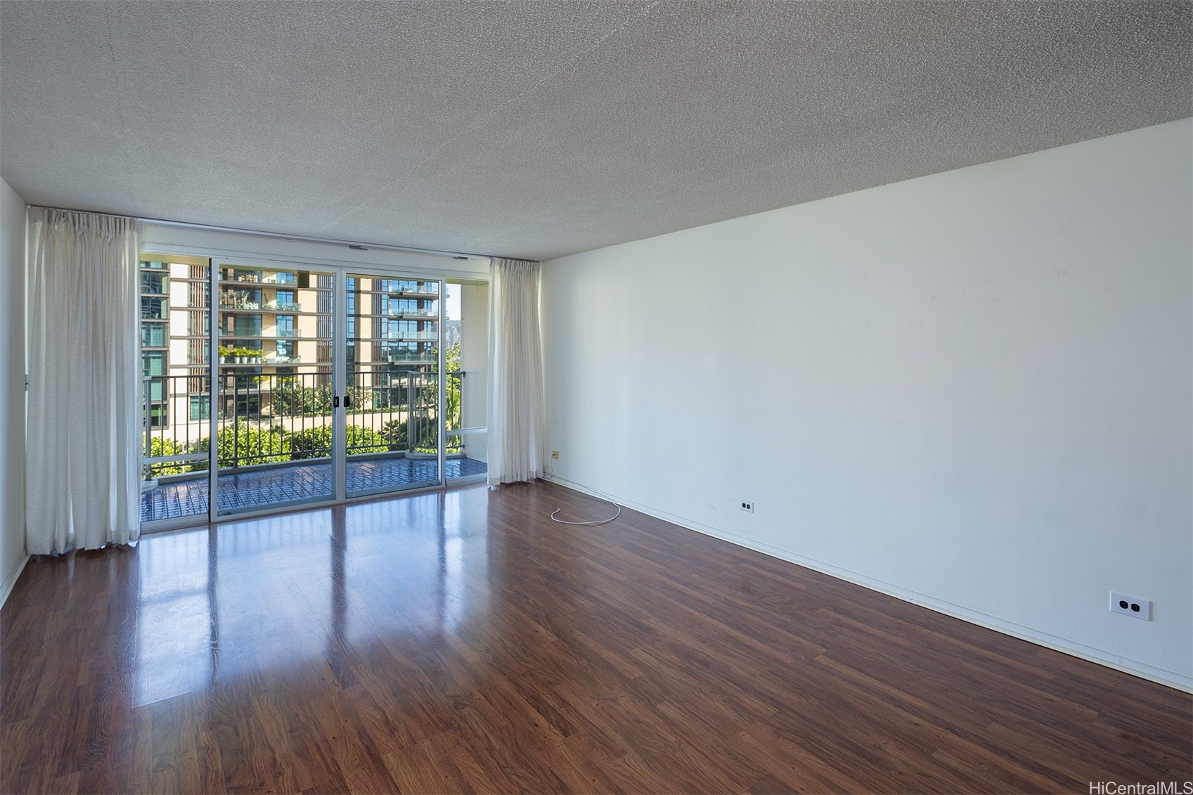 1350 Ala Moana Boulevard 704 Property Photo 2
