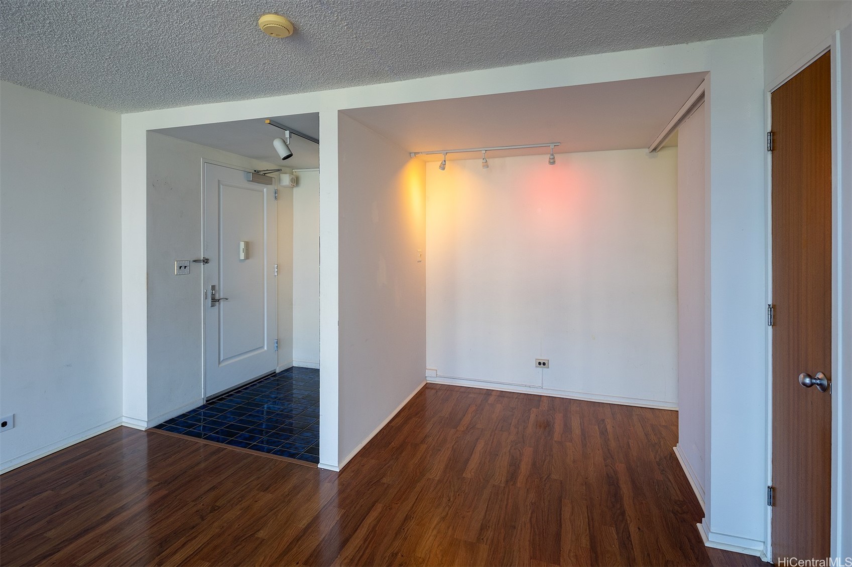 1350 Ala Moana Boulevard 704 Property Photo 5