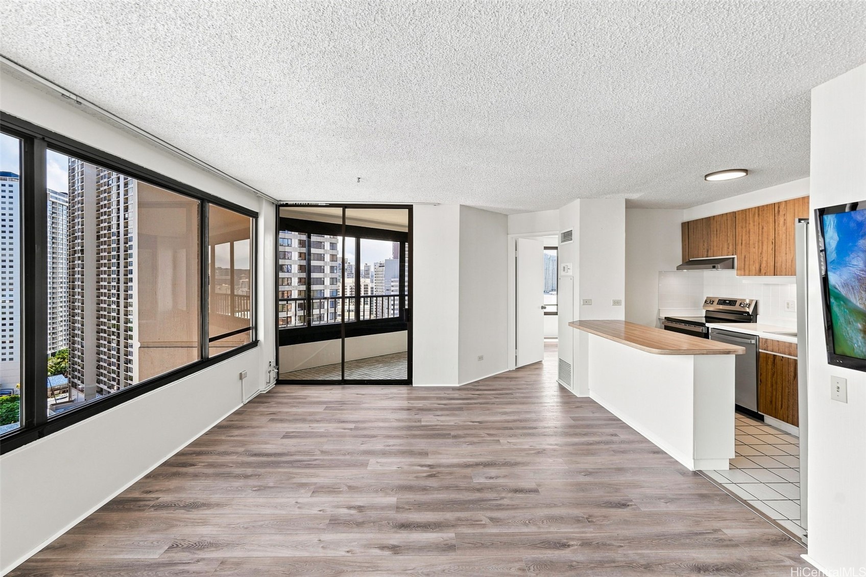 1778 Ala Moana Boulevard 2206 Property Photo 1
