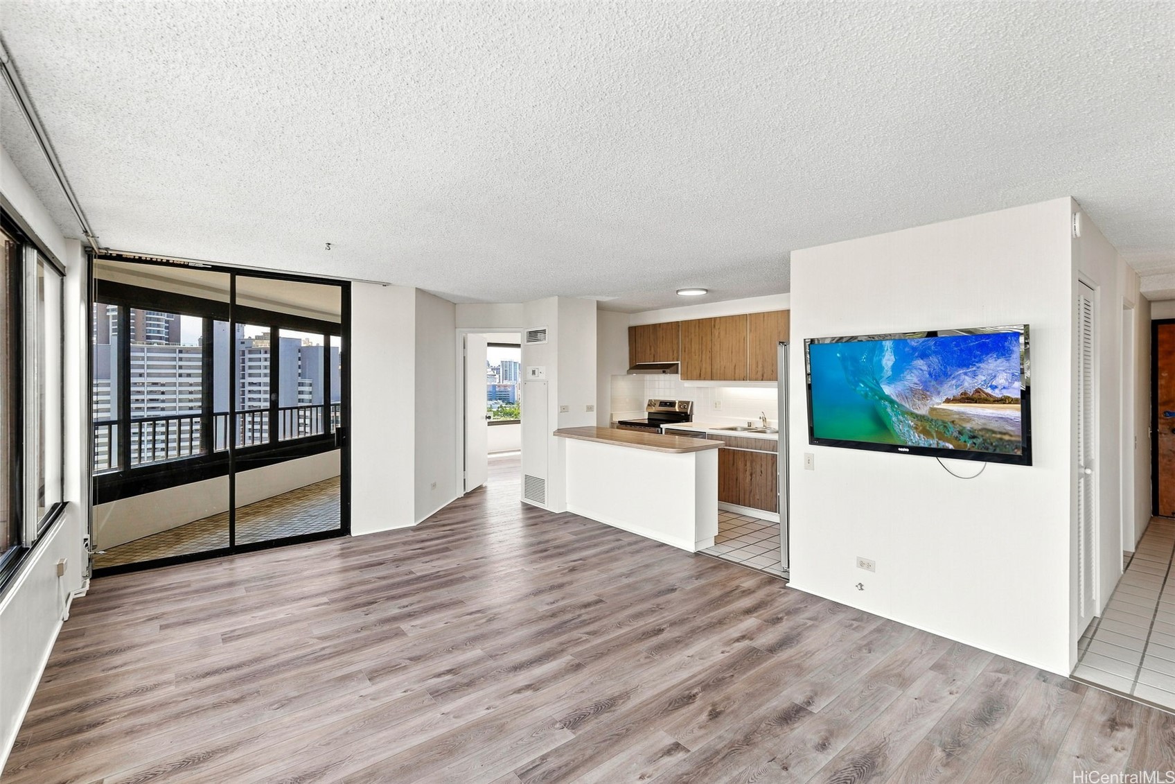 1778 Ala Moana Boulevard 2206 Property Photo 3