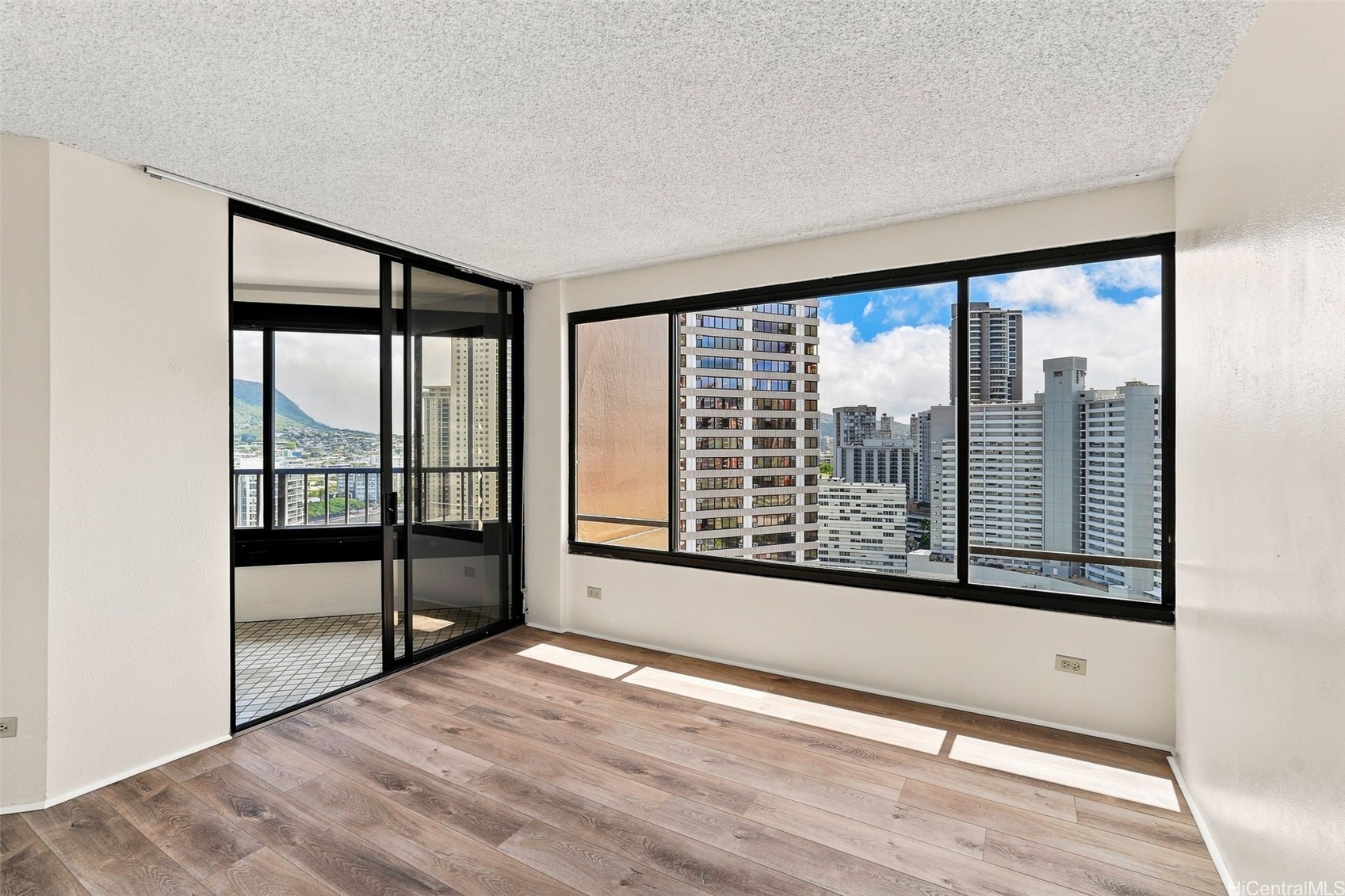 1778 Ala Moana Boulevard 2206 Property Photo 9