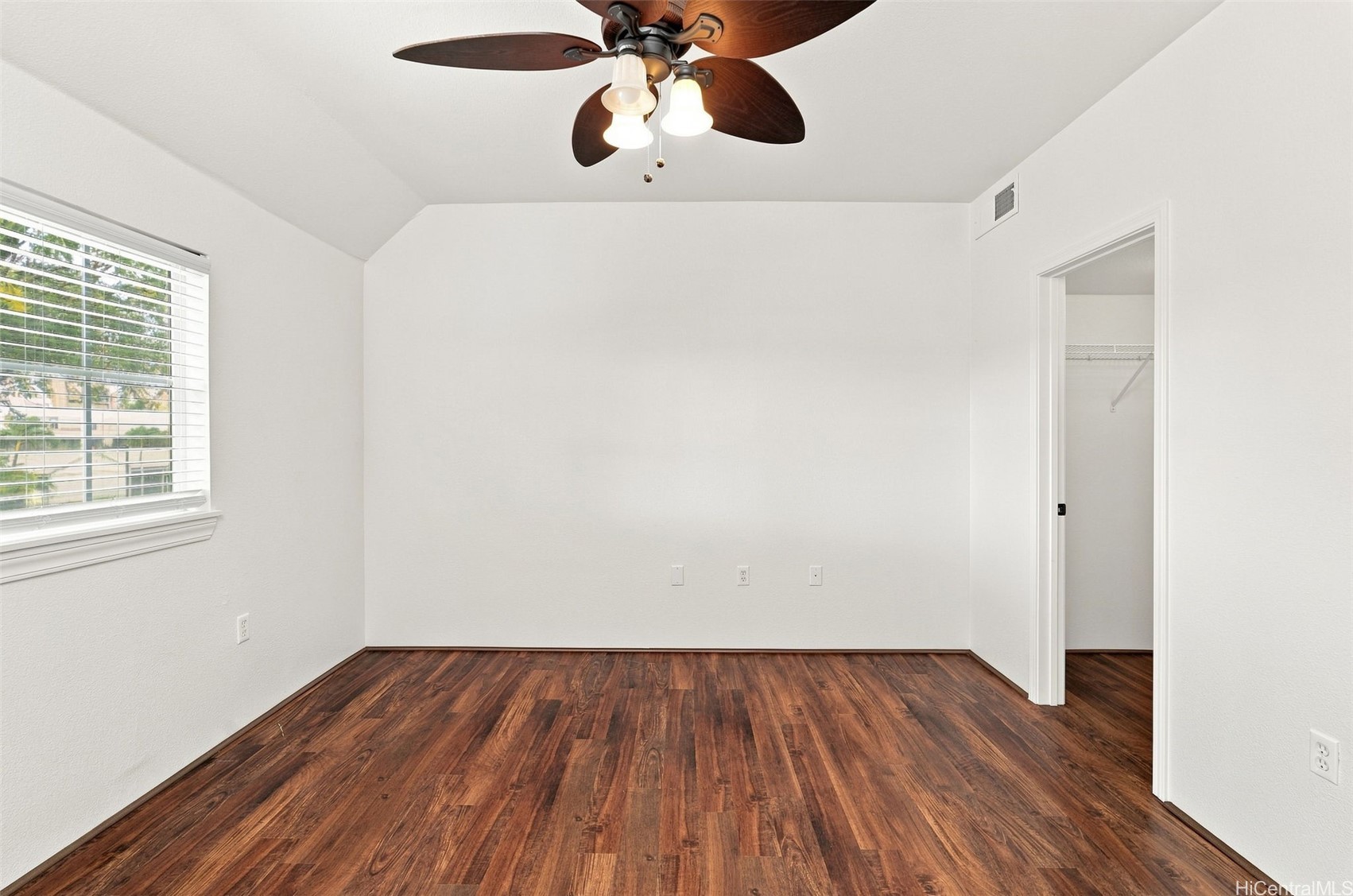 7018 Hawaii Kai Drive 6-8 Property Photo 17