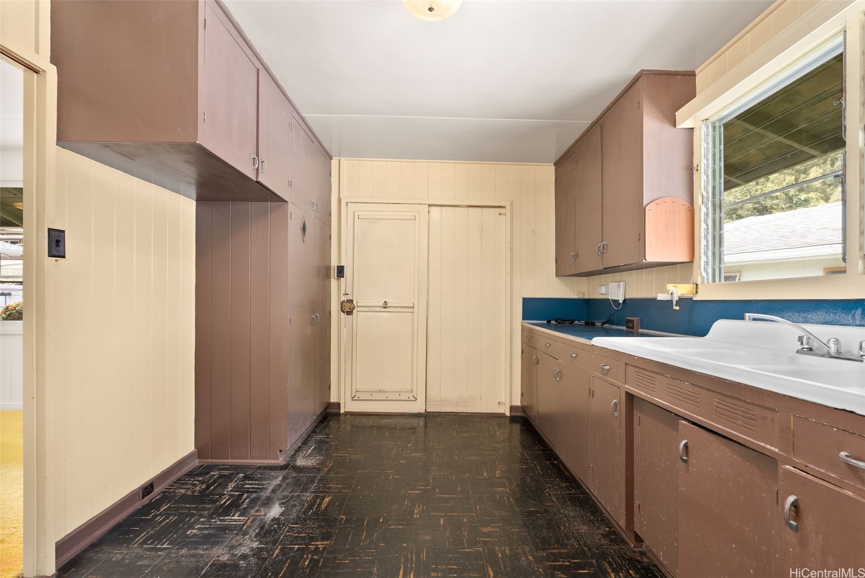 2542 Klebahn Place Property Photo 13