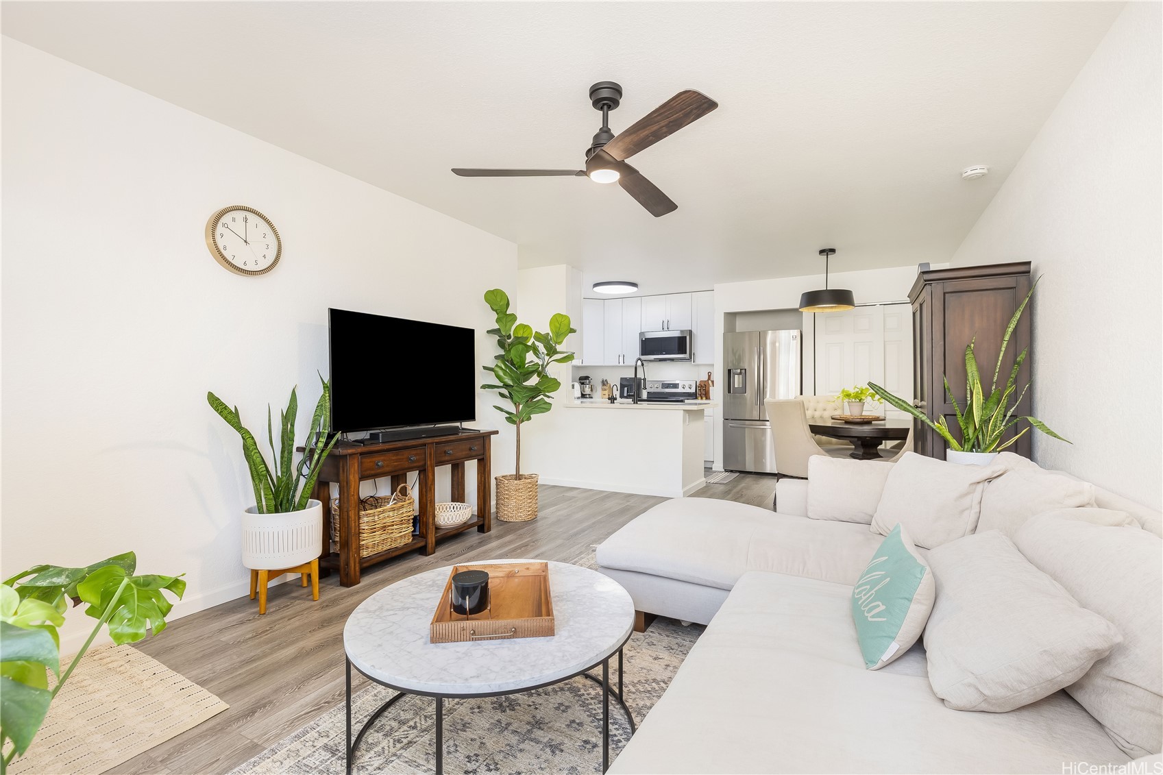 468 Mananai Place 11g Property Photo 3