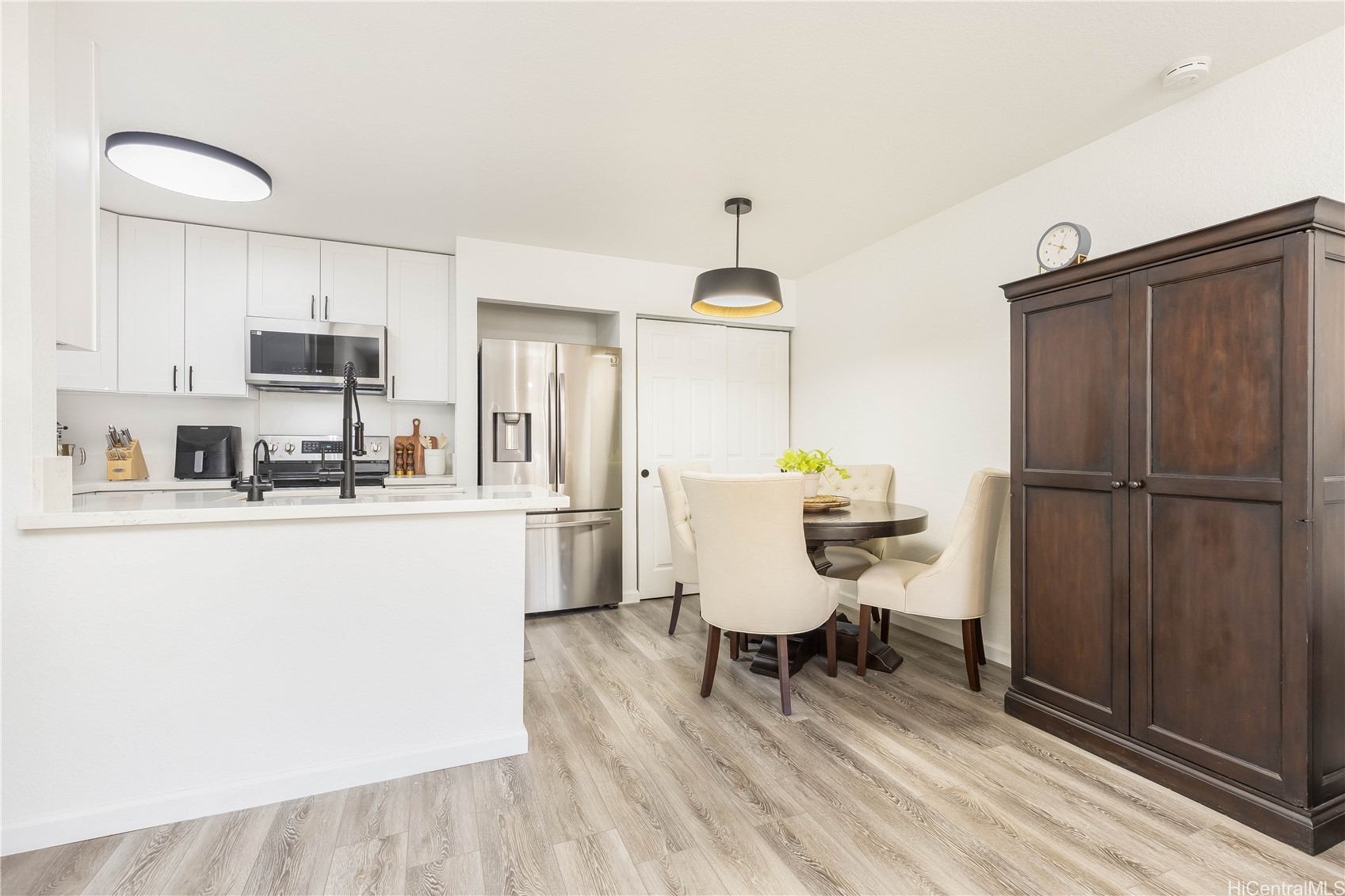 468 Mananai Place 11g Property Photo 5