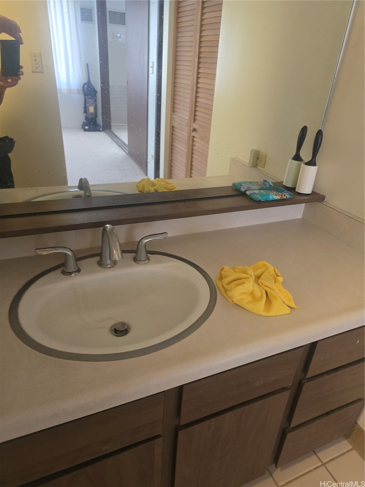 2140 Kuhio Avenue 1805 Property Photo 6