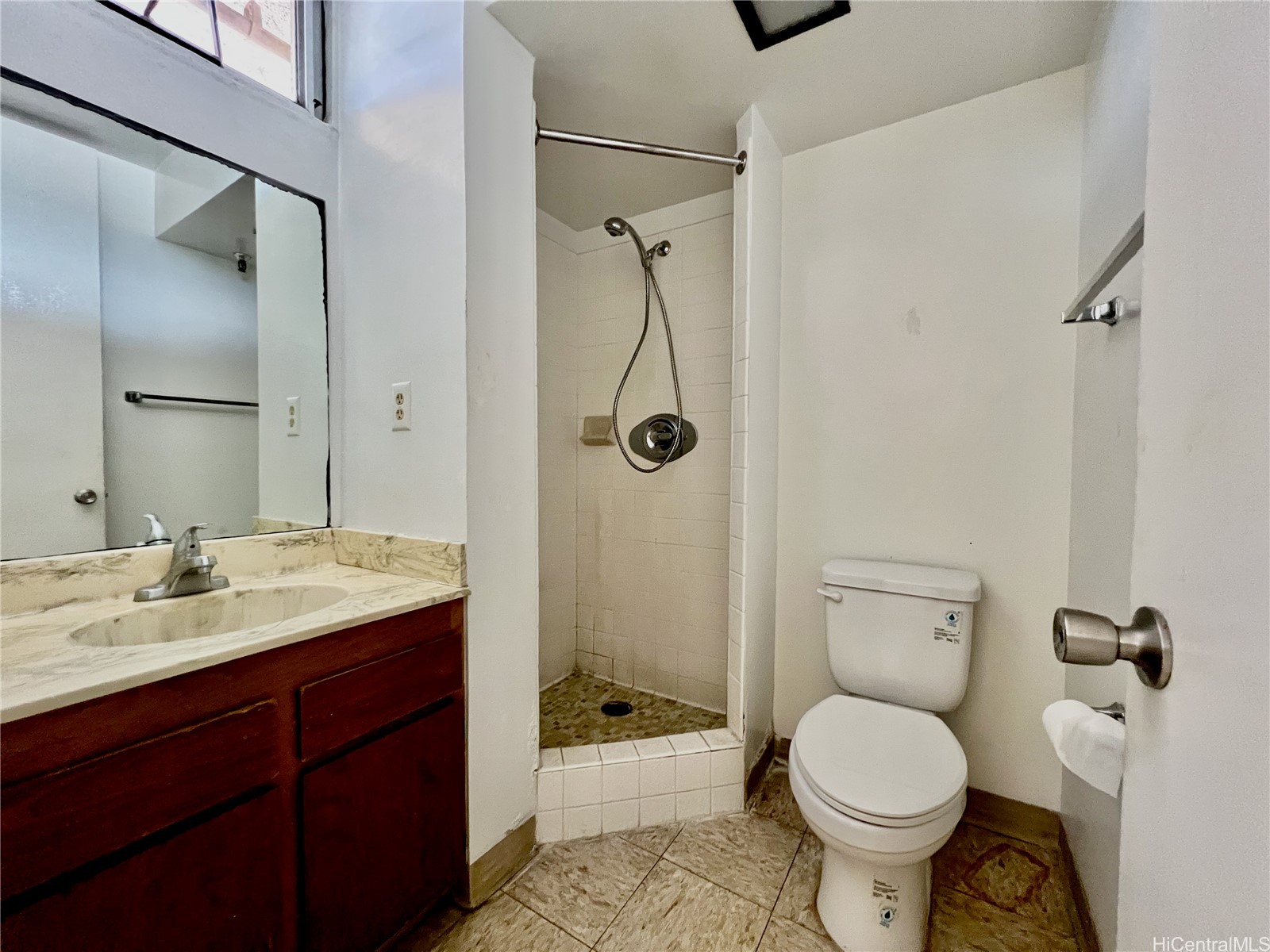 2916 Date Street 25l Property Photo 3