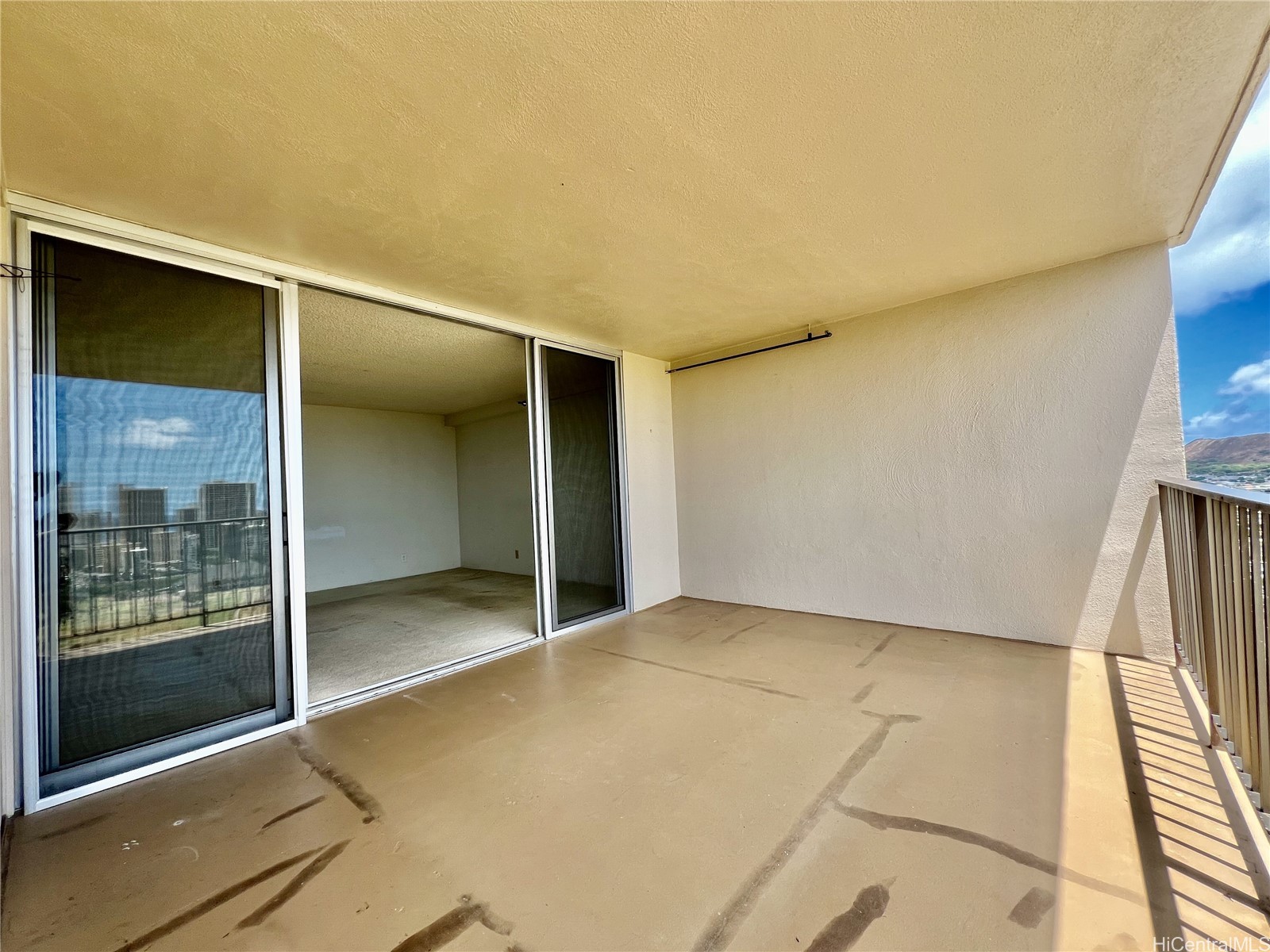 2916 Date Street 25l Property Photo 23