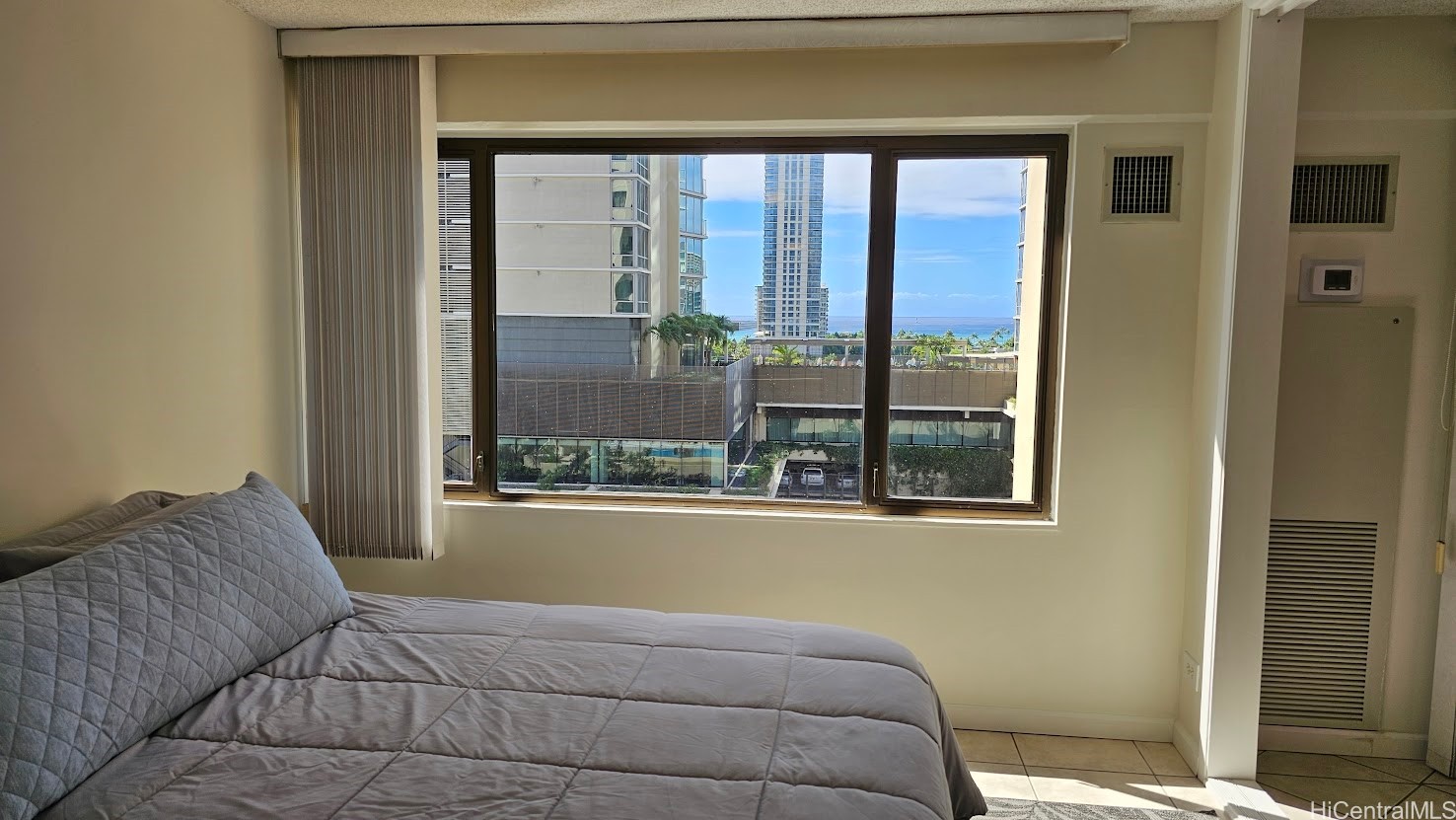 2140 Kuhio Avenue 1006 Property Photo 12