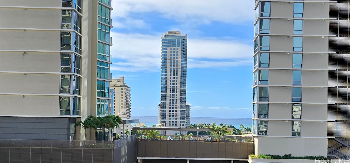 2140 Kuhio Avenue 1006 Property Photo 21